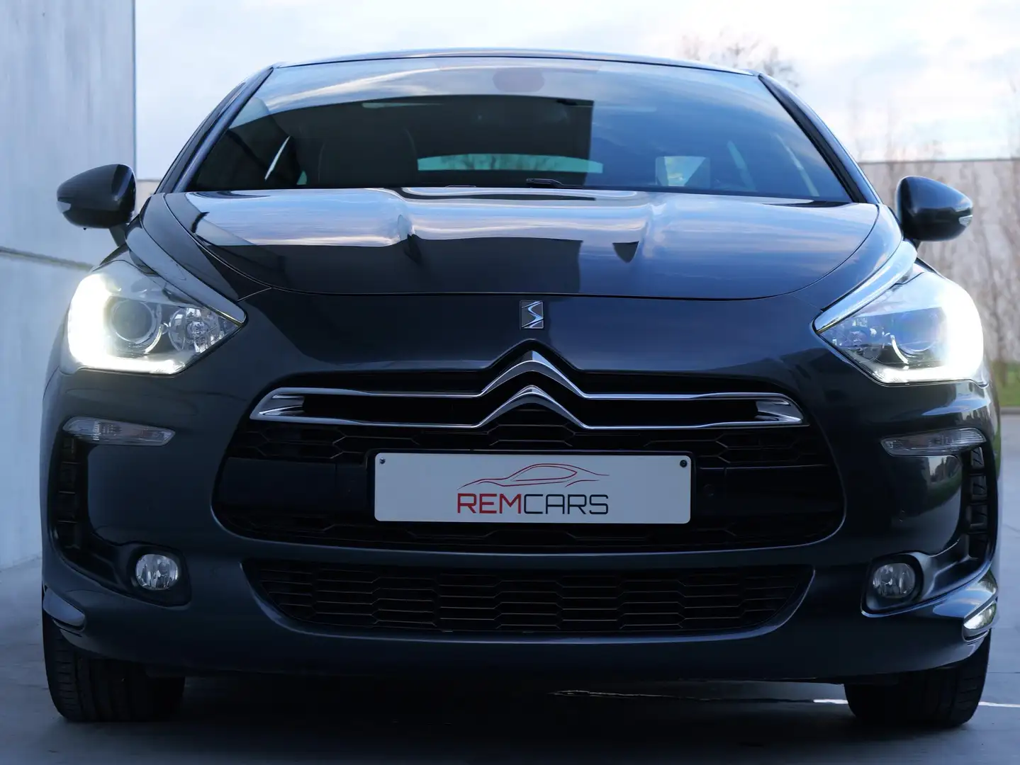 Citroen DS5 DS5 THP 155 SoChic Šedá - 2