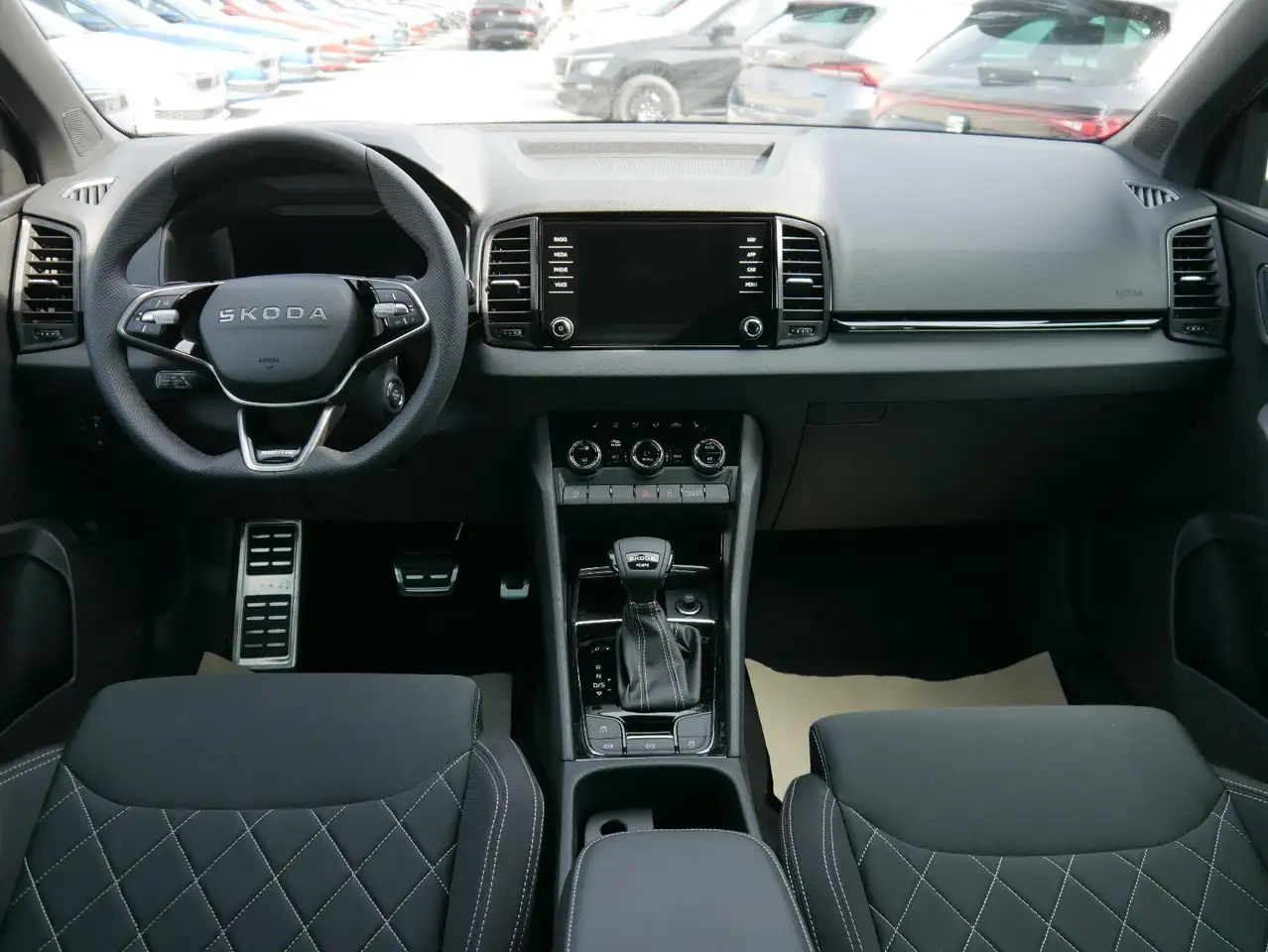 Skoda Karoq 2026 — фото 11