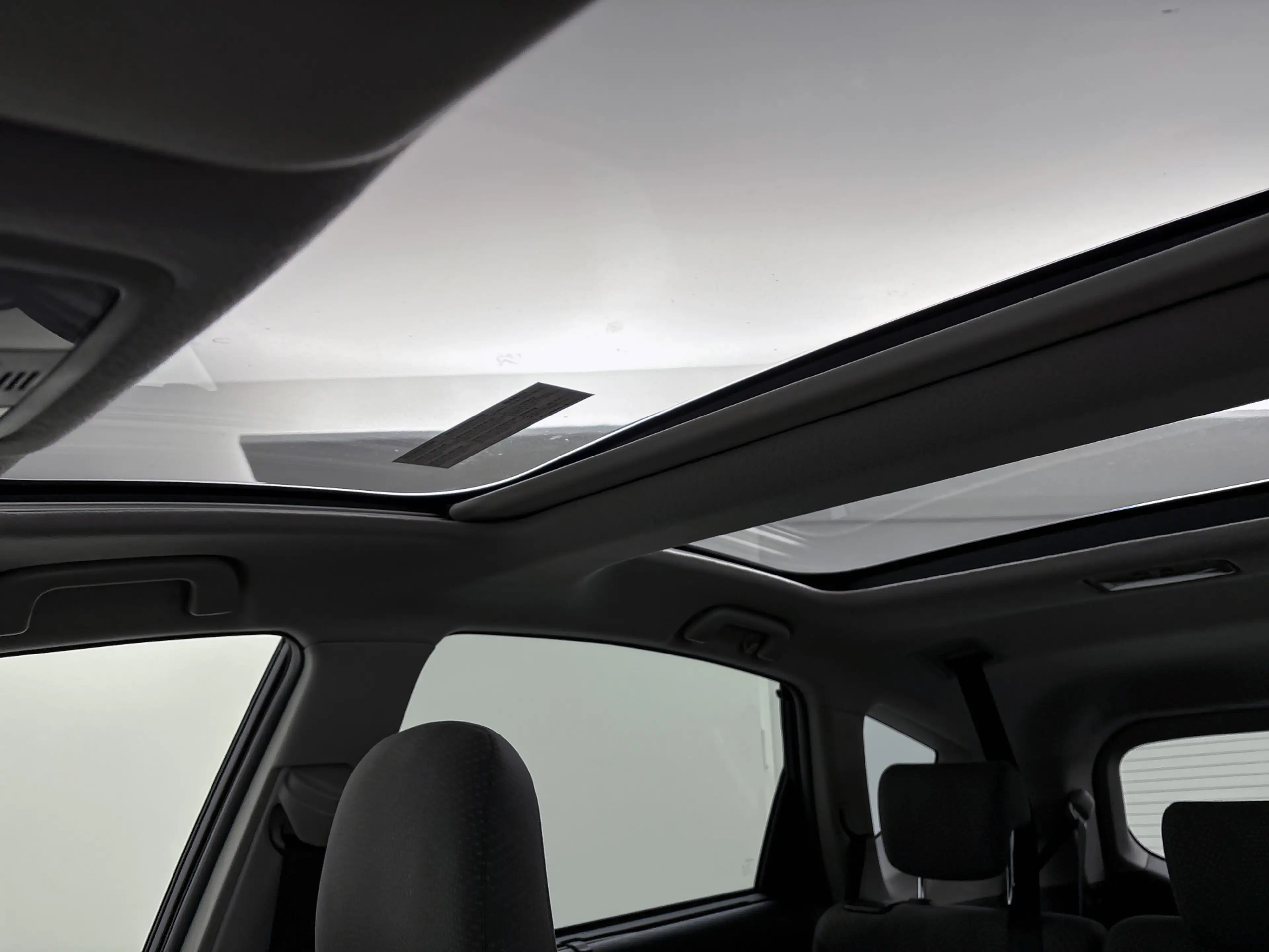 Toyota Prius+ Prius Wagon - 1.8 Aspiration // DEALERONDERHOUDEN — photo 9