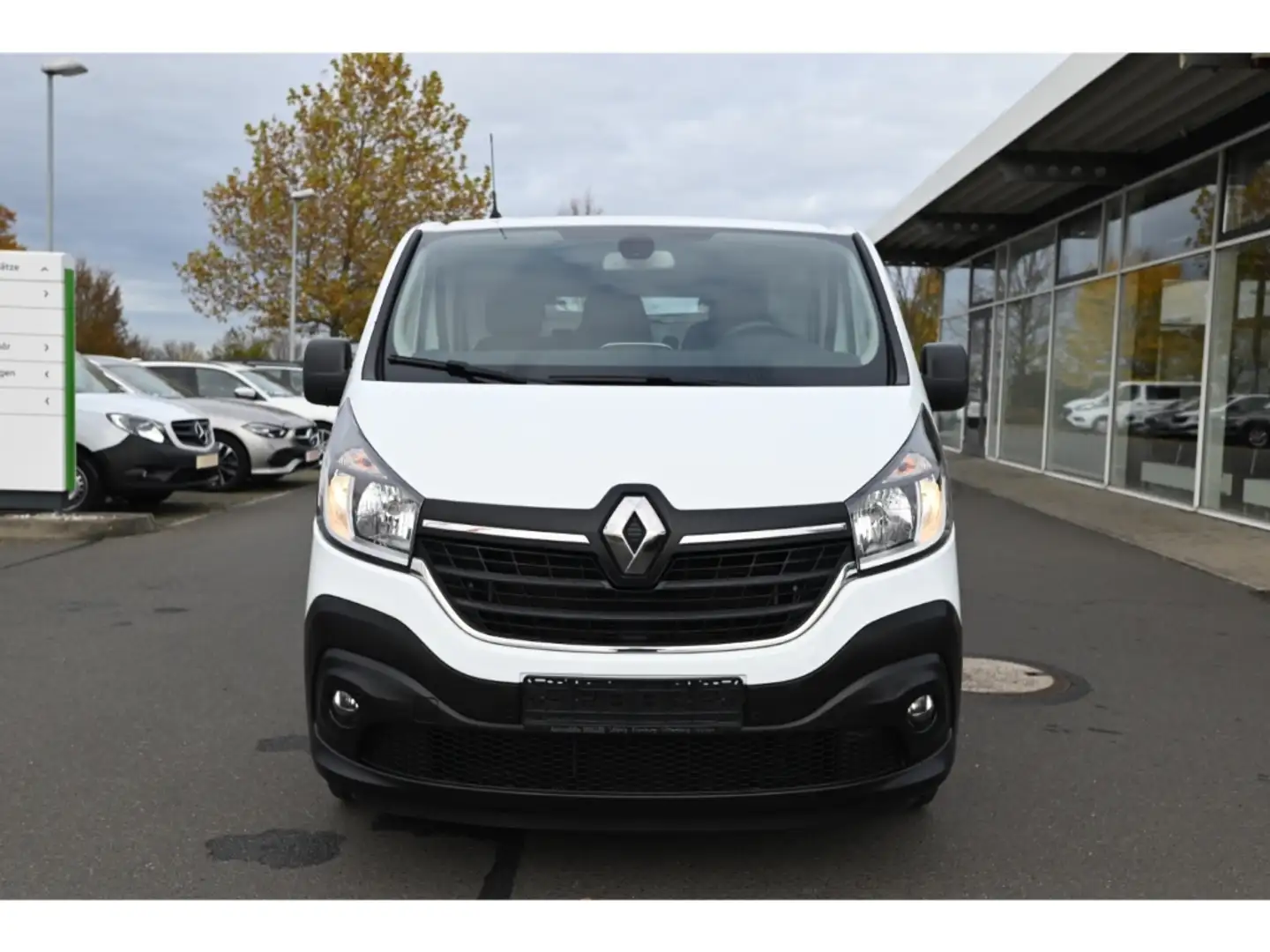 Renault Trafic Kasten L1H1 Rückfahrkam. Temp PDCv+h Navi Weiß - 2