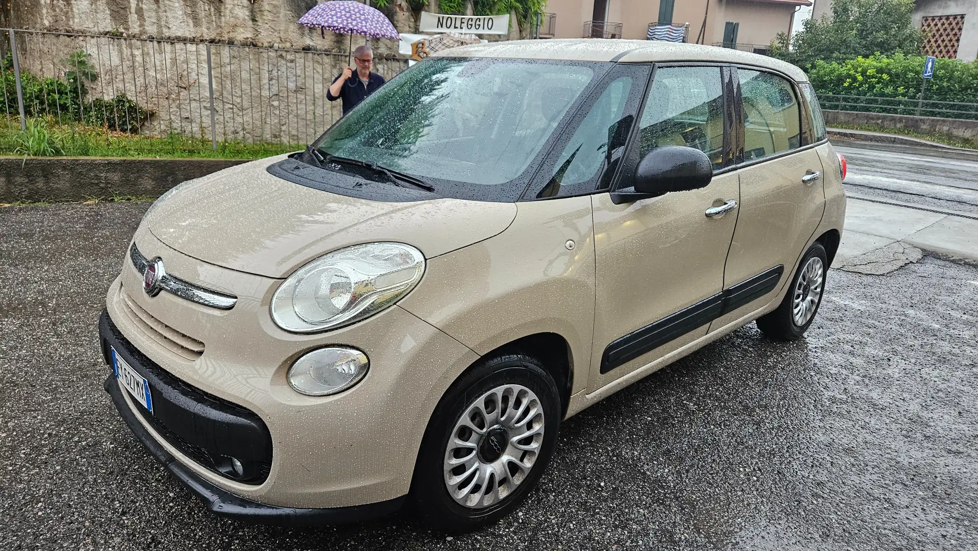Fiat 500L 1.4 Pop 95cv TAGLIANDATA FIAT! OTTIMO STATO! Beige - 1