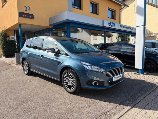 Ford S-Max 2.0 EcoBlue Titanium AHK Winter Navi Pano