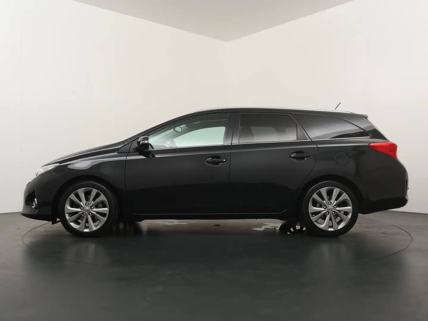 Toyota Auris Touring Sports 1.8 Hybrid Lease Pro - Navigatie - Schwarz - 2