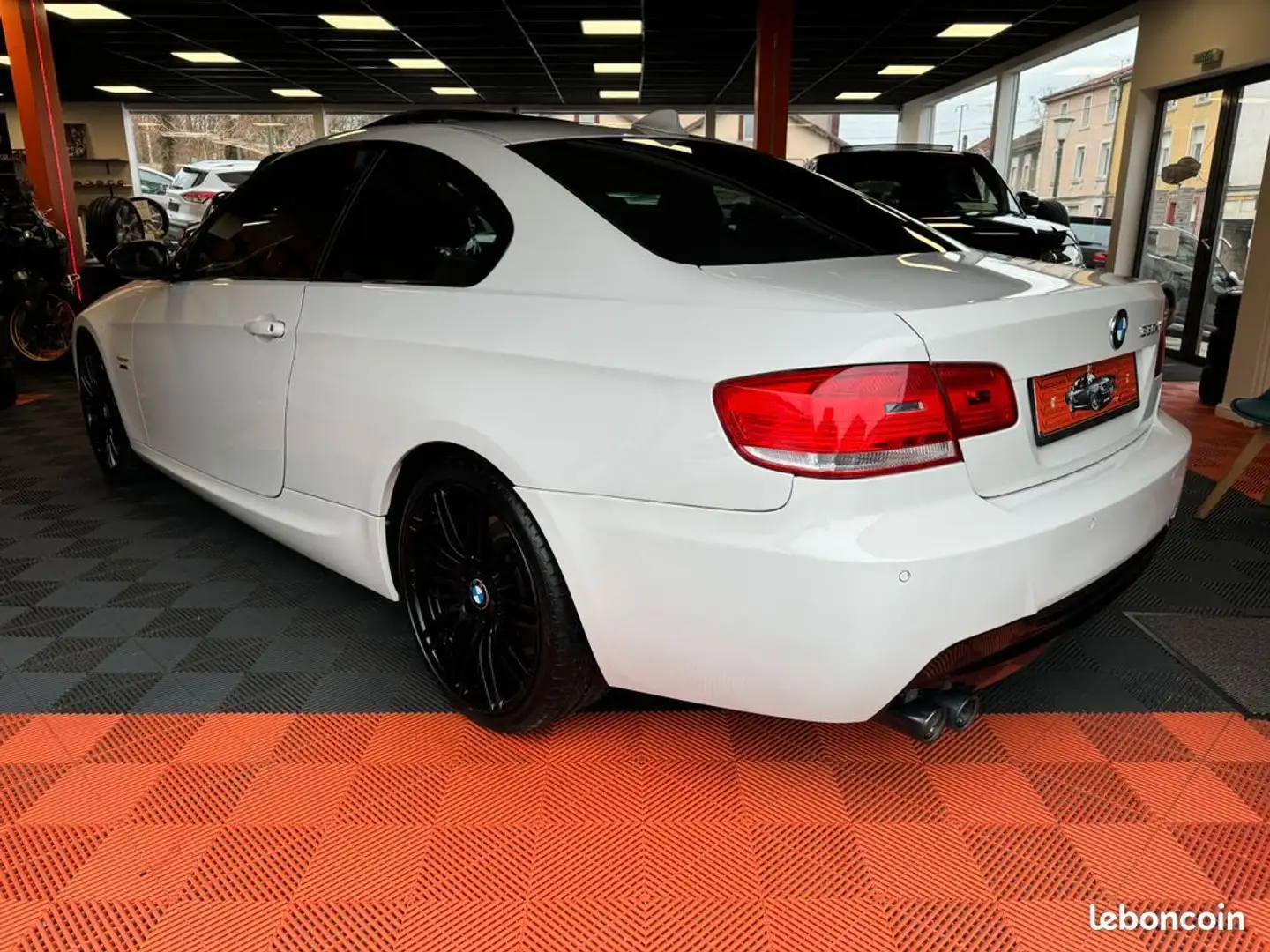 BMW 330 (E92) 330 xd 3.0 D BVA X-DRIVE 24V 231 cv Garantie 12 mois - 2