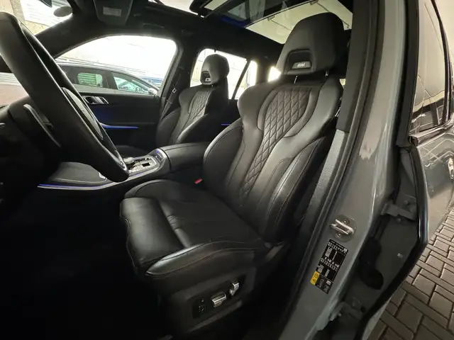 BMW X5 view 12