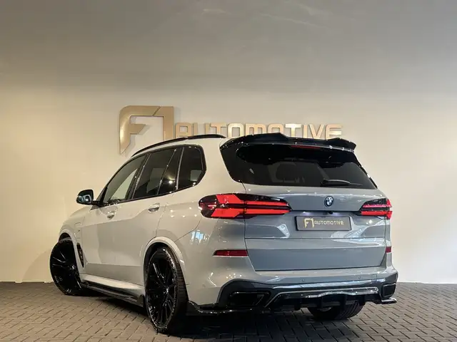BMW X5 view 6