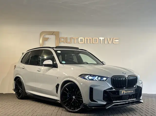 BMW X5 view 3