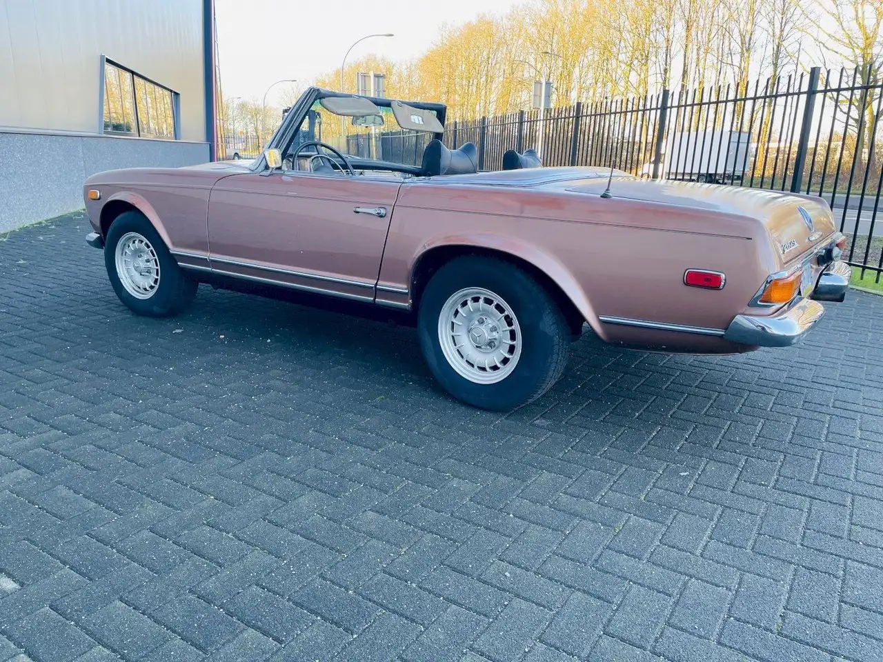 Mercedes-Benz SL 280 W113 Pagode, foto 10