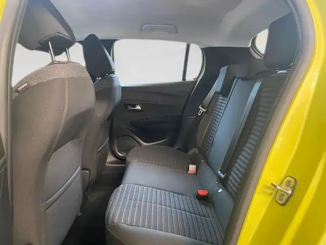 Peugeot 208 view 8