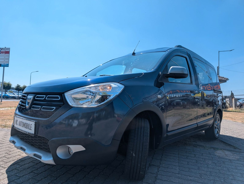 Dacia Dokker Stepway*1-HAND*AHK*KAMERA*PDC*NAVI !! — photo 13