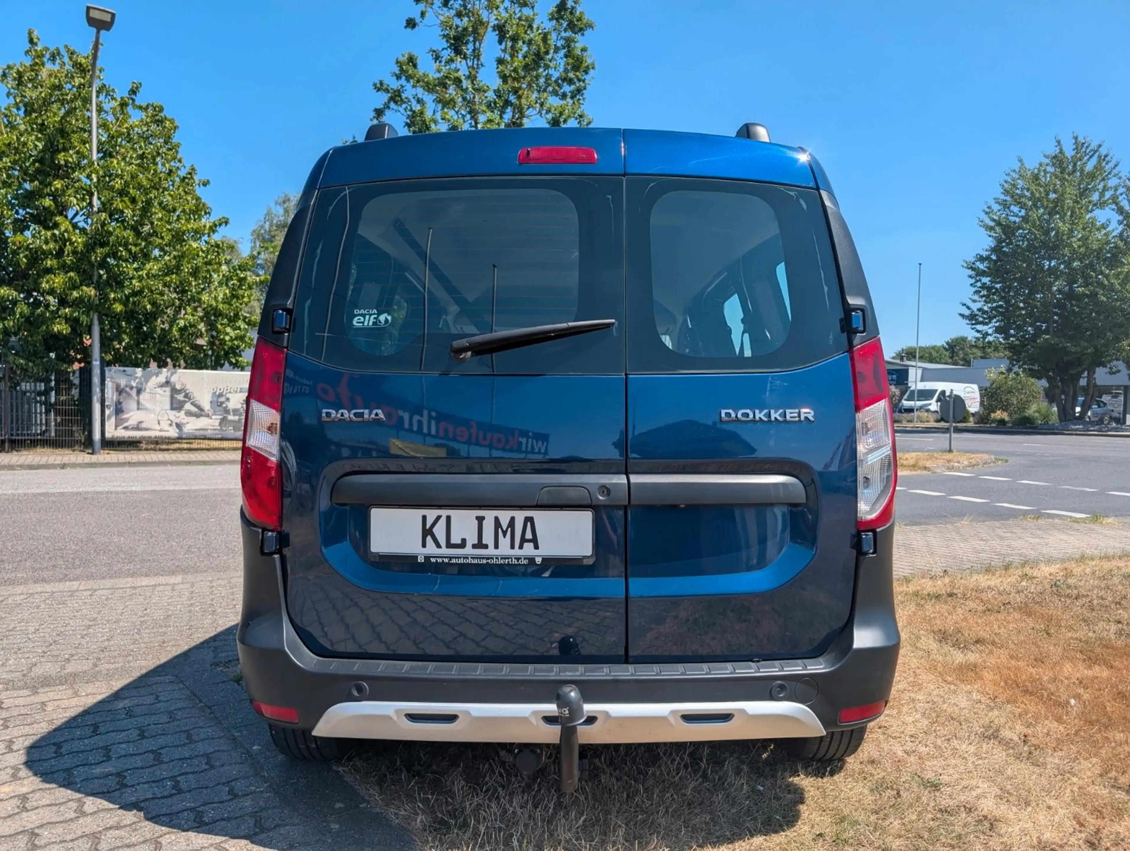 Dacia Dokker Stepway*1-HAND*AHK*KAMERA*PDC*NAVI !! — photo 10