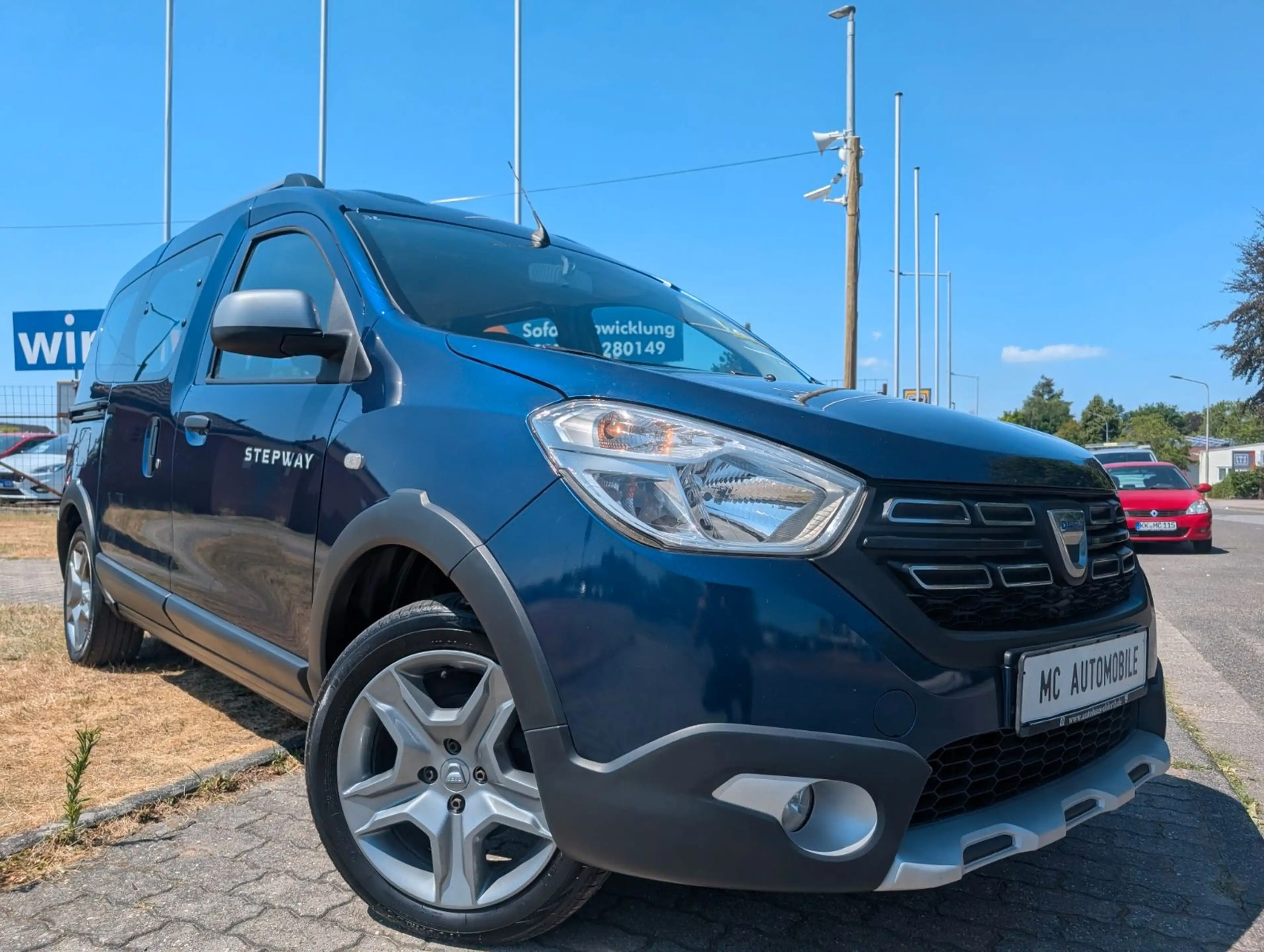Dacia Dokker Stepway*1-HAND*AHK*KAMERA*PDC*NAVI !! — photo 7