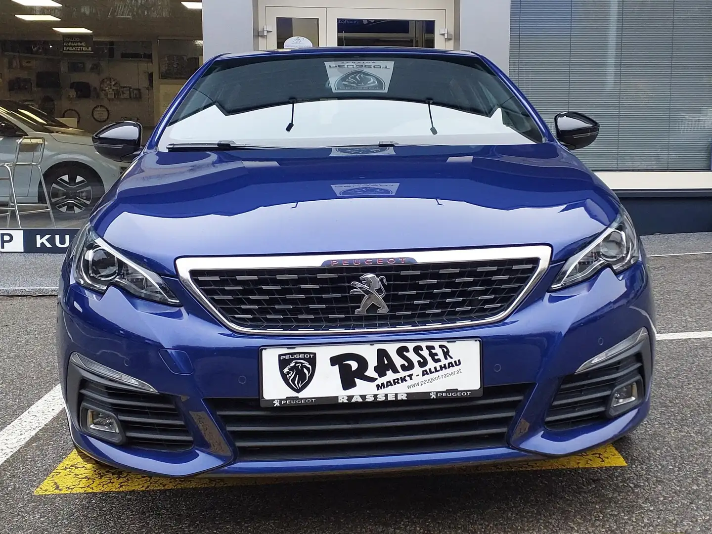Peugeot 308 308 GT Line  PT 130 Automatik Blau - 1