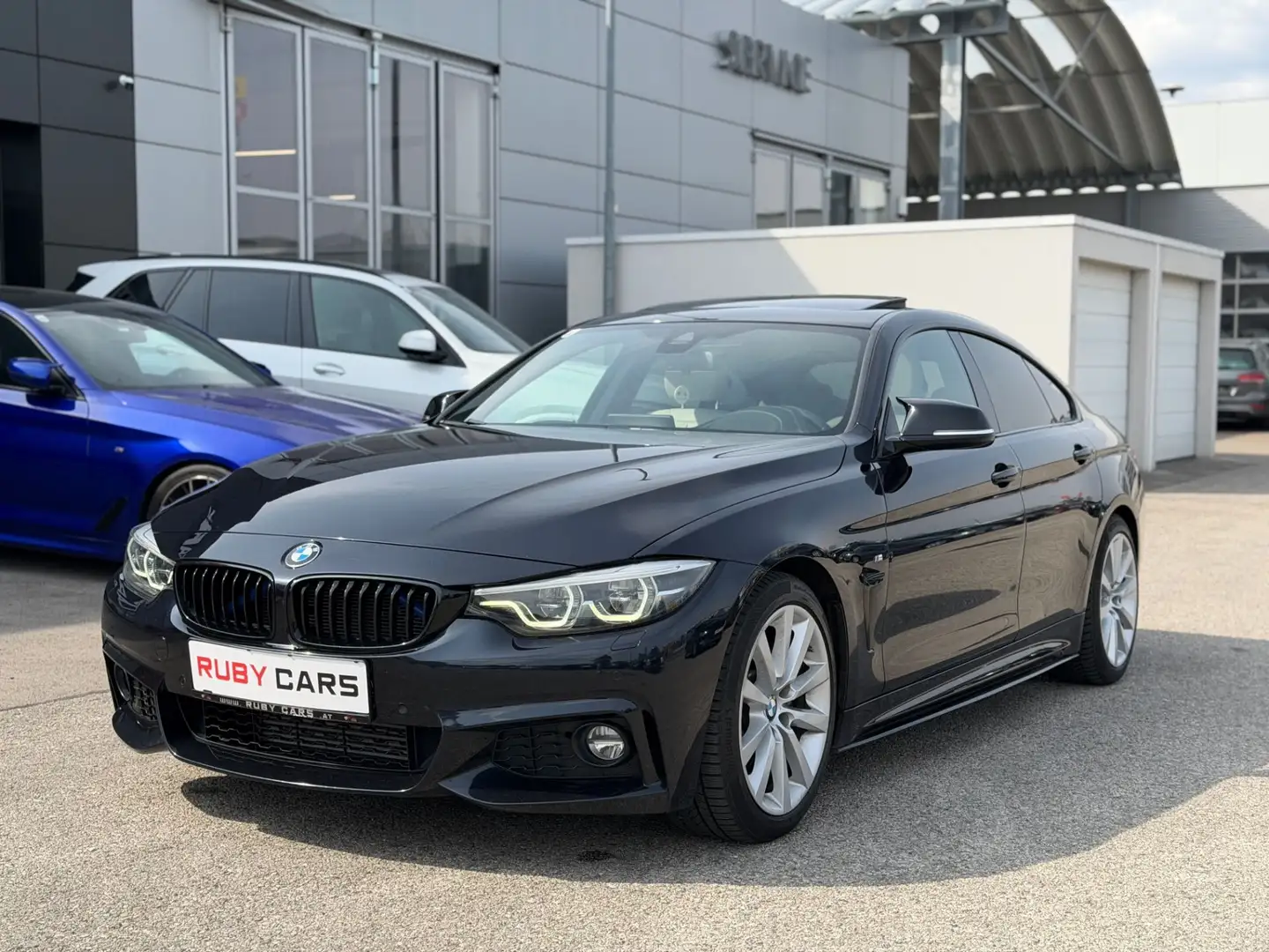 BMW 420 4er Gran Coupe - 420 d xDrive M Sport H&K/Glasdac Schwarz - 1