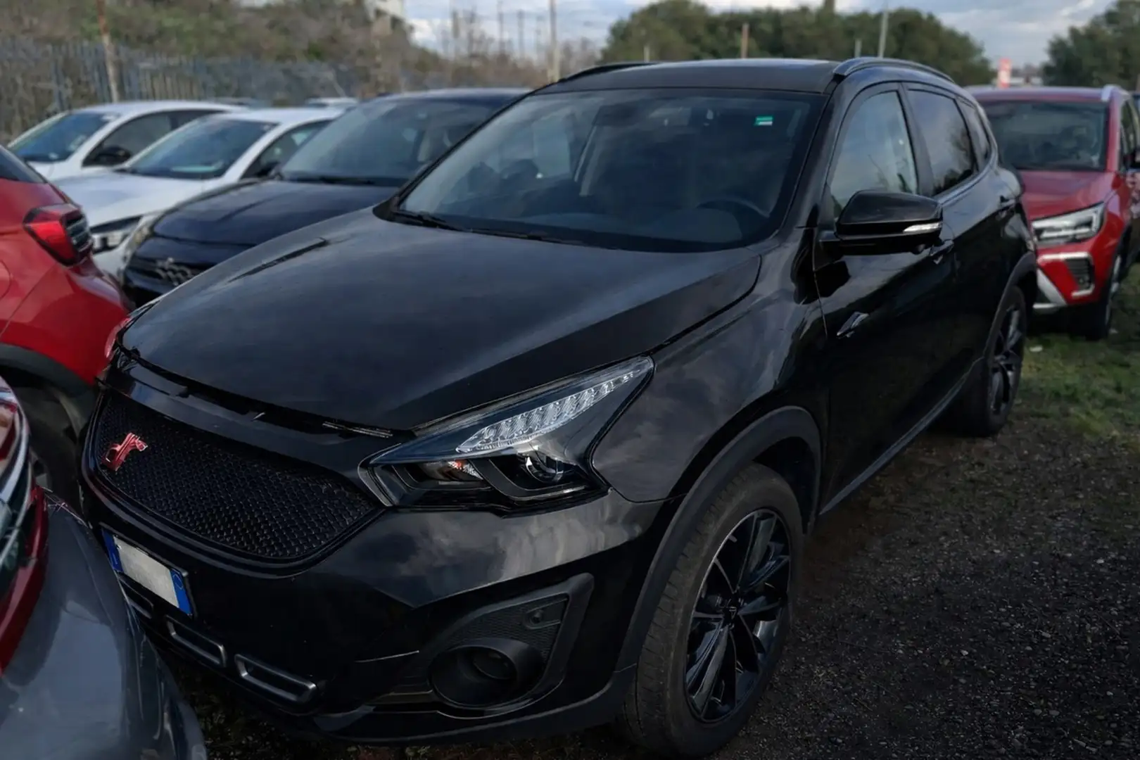 DR Automobiles DR F35 1.5 Turbo Bi-Fuel Schwarz - 1