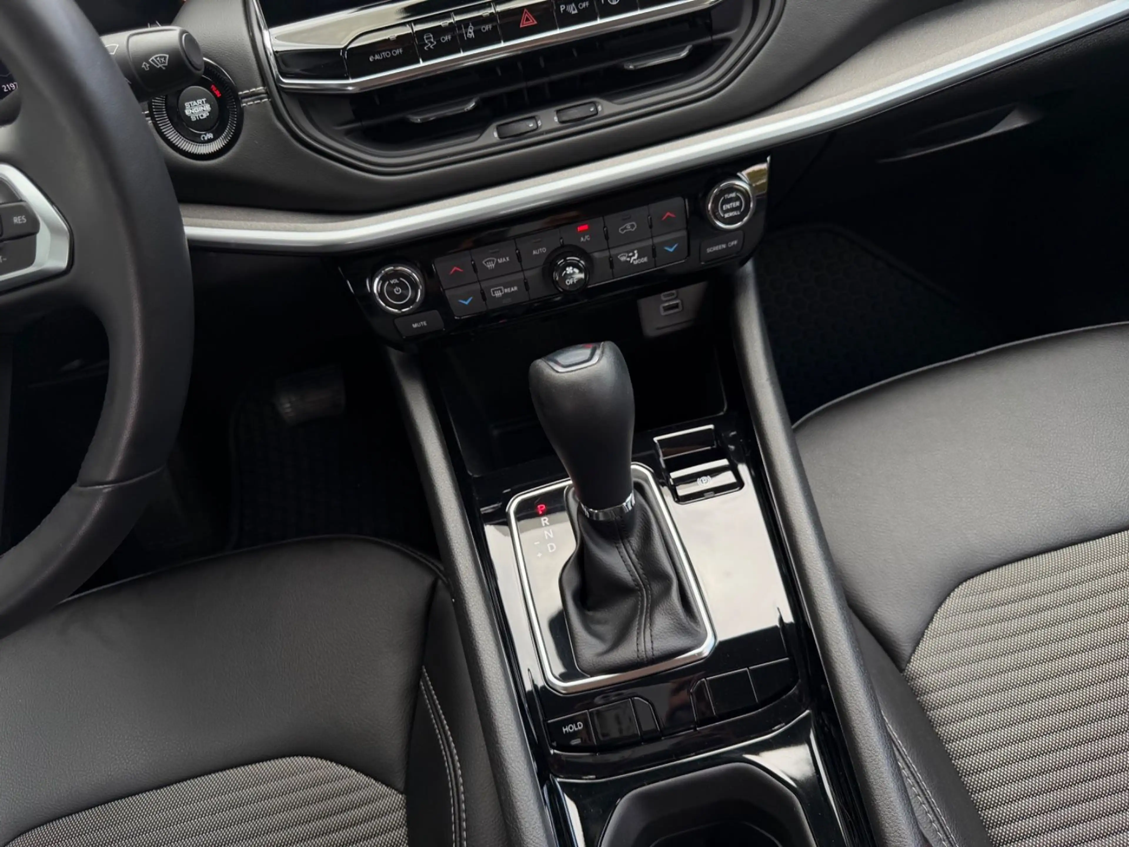 Jeep Compass Altitude Mild-Hybrid FWD*KAMERA*CAPLAY* — photo 13