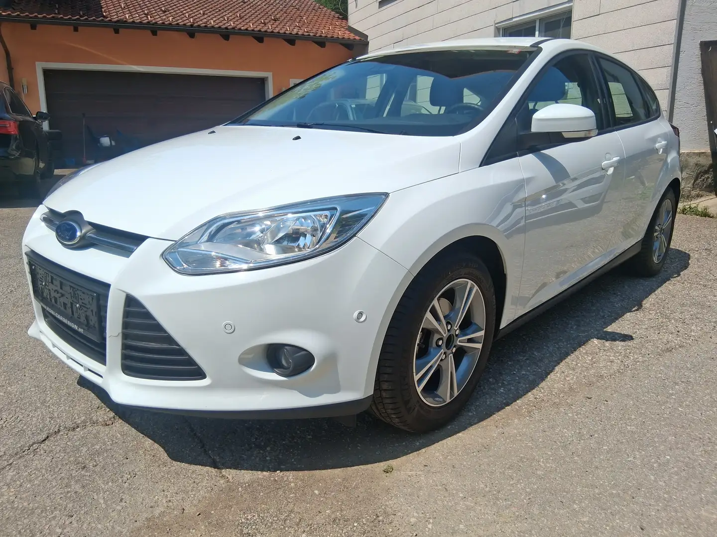 Ford Focus Focus Traveller Van Trend 1,6 TDCi Trend Weiß - 1