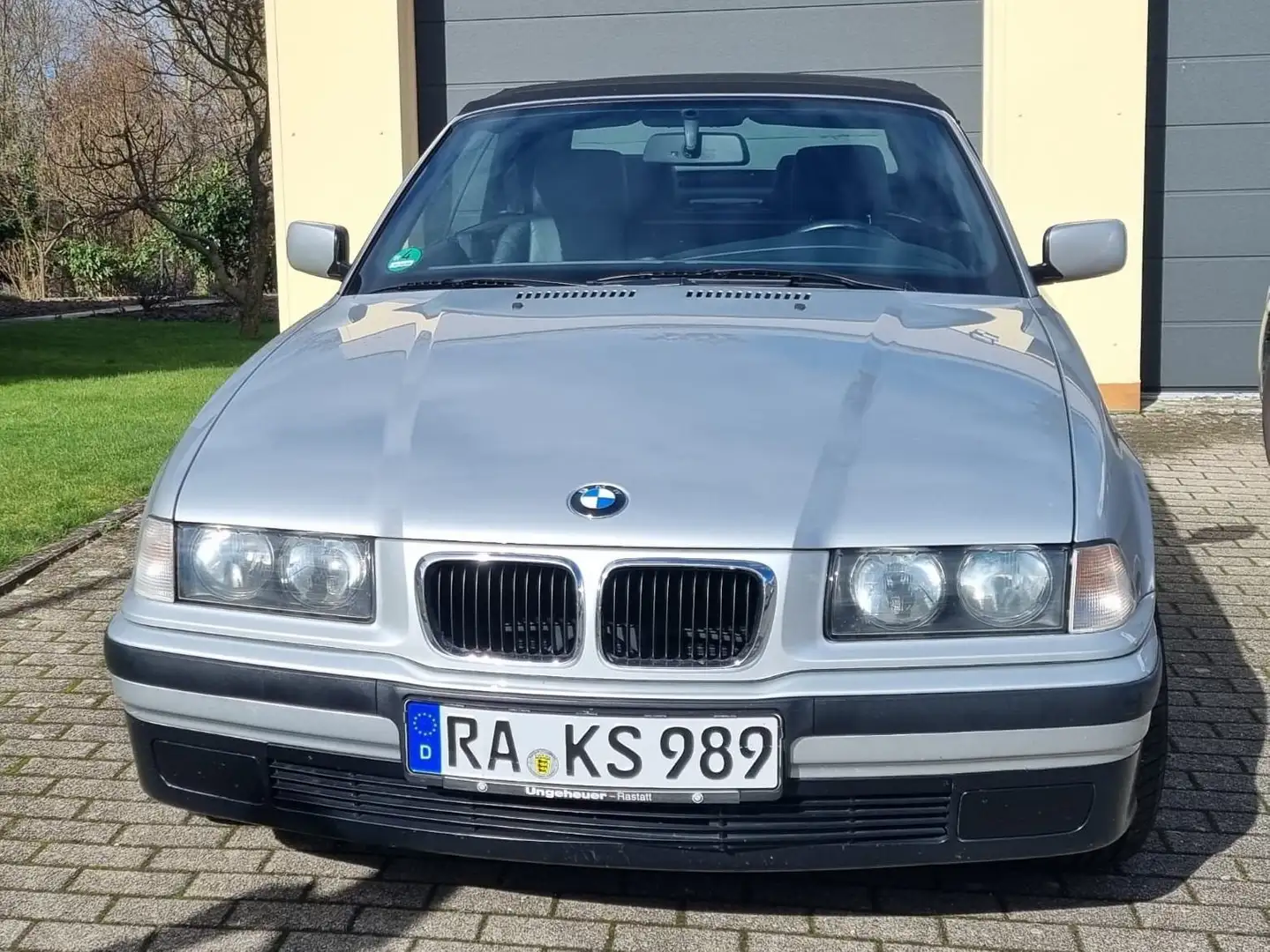 BMW 318 318i Cabrio, NUR ca. 88.200 km,  scheckheftgepfl. Silber - 2