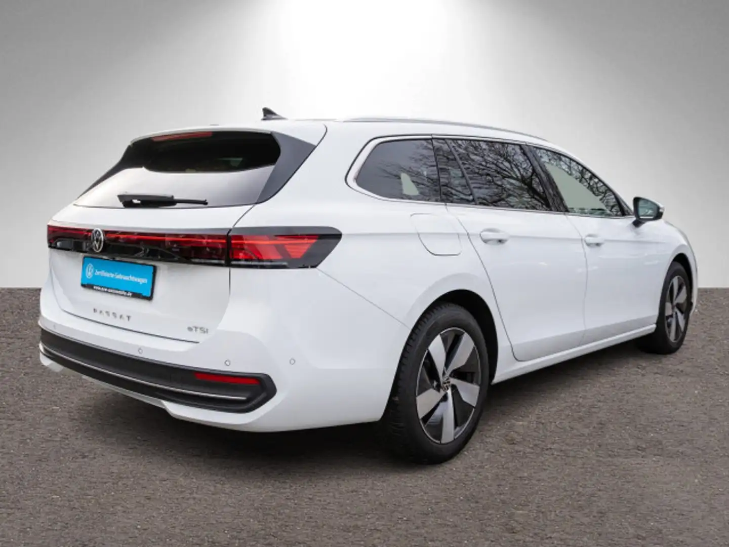 Volkswagen Passat Variant Business 1.5eTSI DSG LED NAVI AHK Weiß - 2