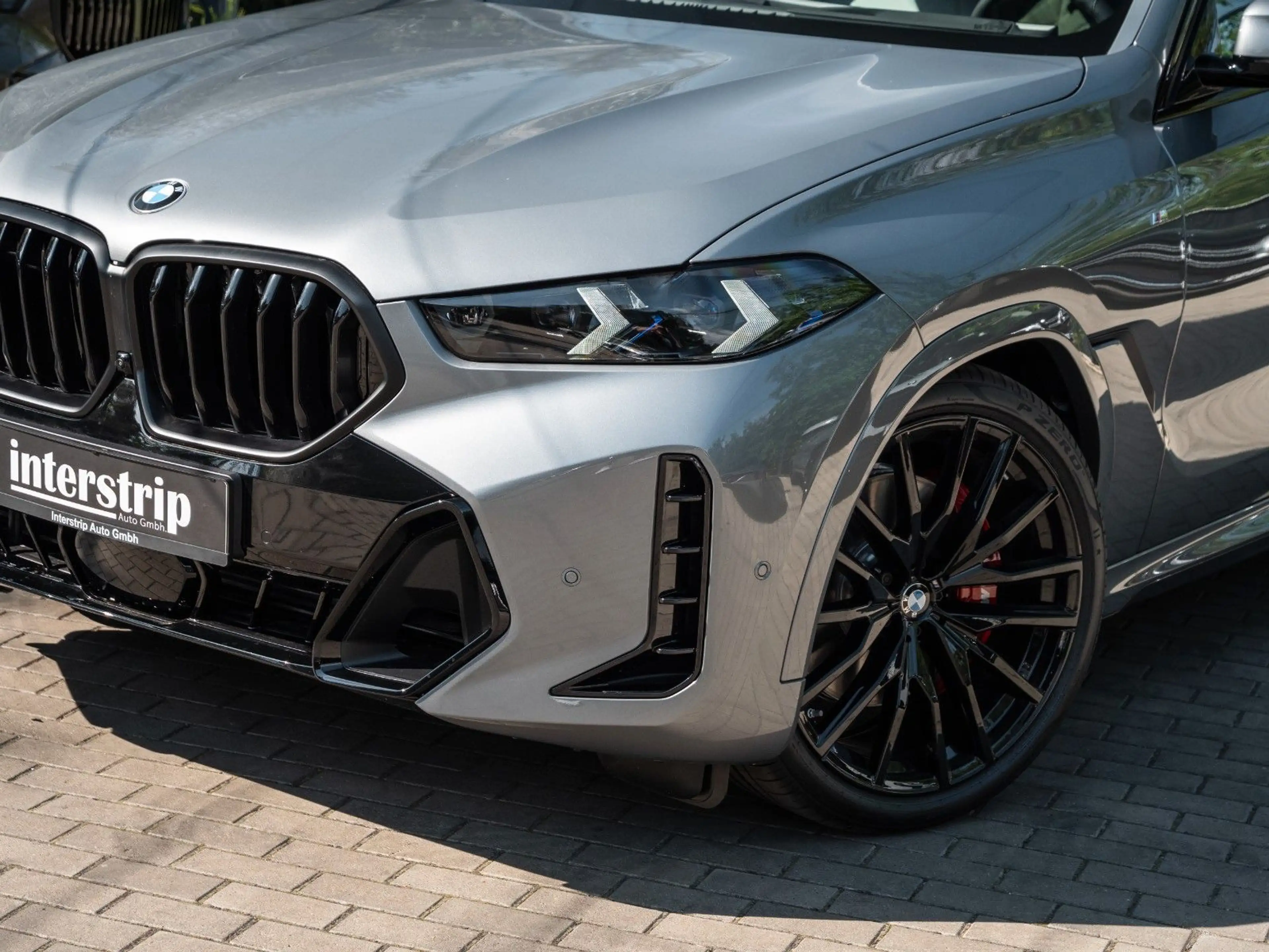 BMW X6 30d M SPORT PRO.LUFTFE.PANO.HUD.H/K.360°.AHK — photo 2