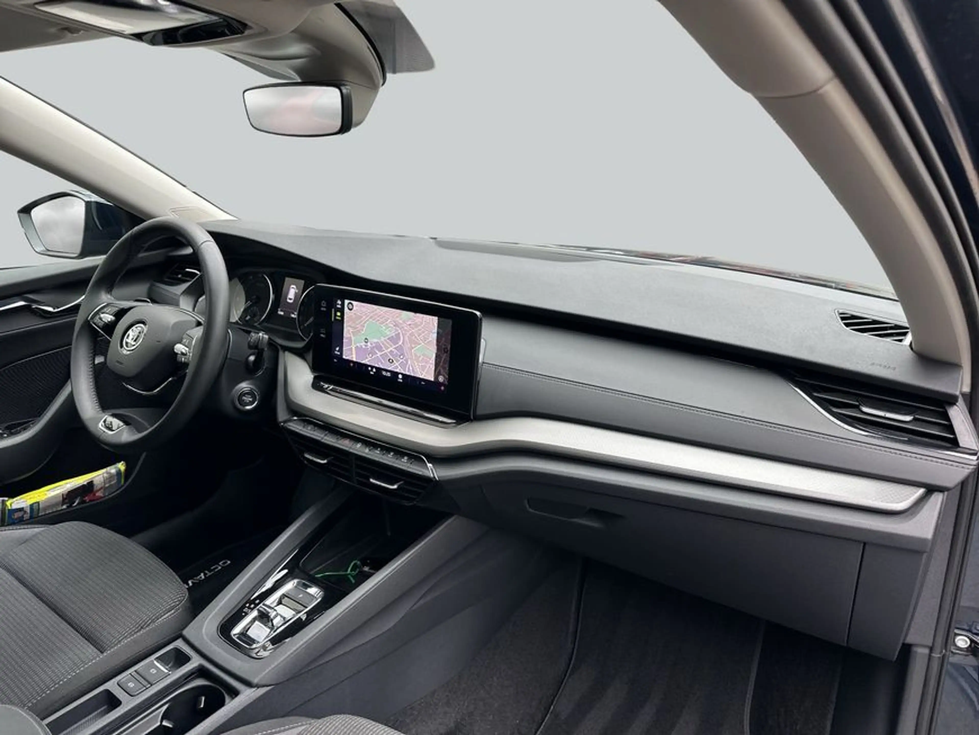 Skoda Octavia Combi 1.5 TSI e-TEC AHK — photo 15
