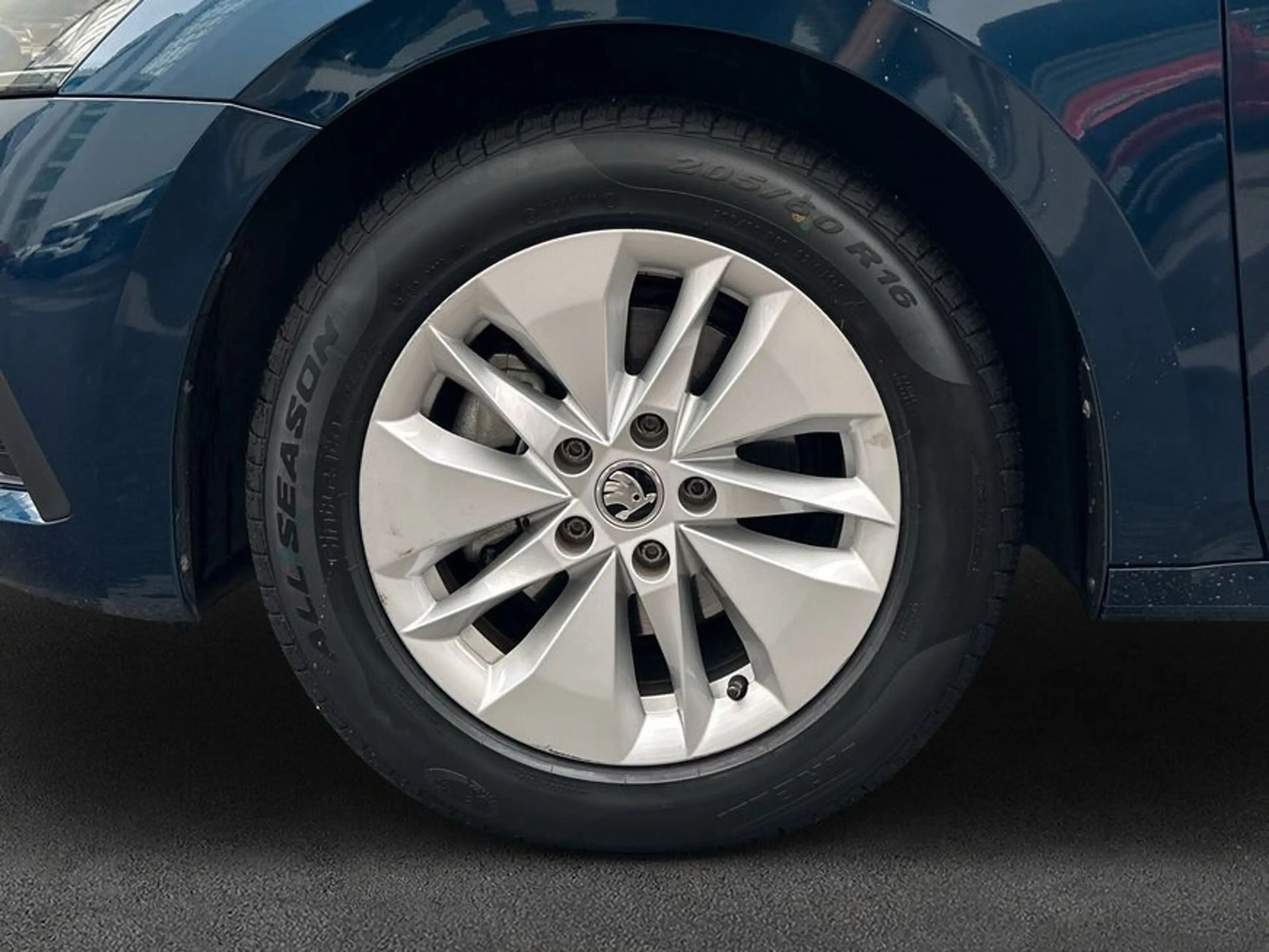 Skoda Octavia Combi 1.5 TSI e-TEC AHK — photo 7