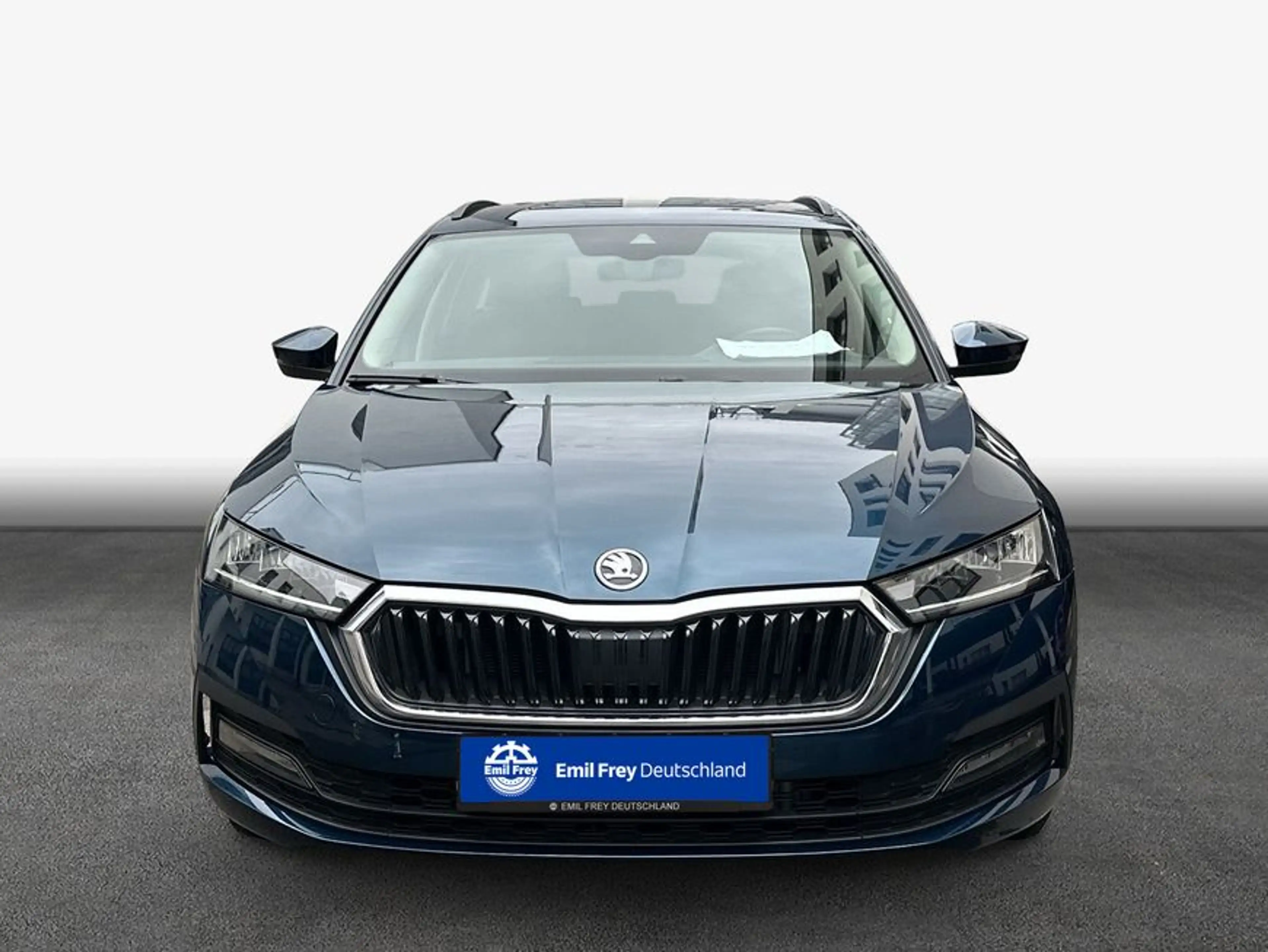Skoda Octavia Combi 1.5 TSI e-TEC AHK — photo 3