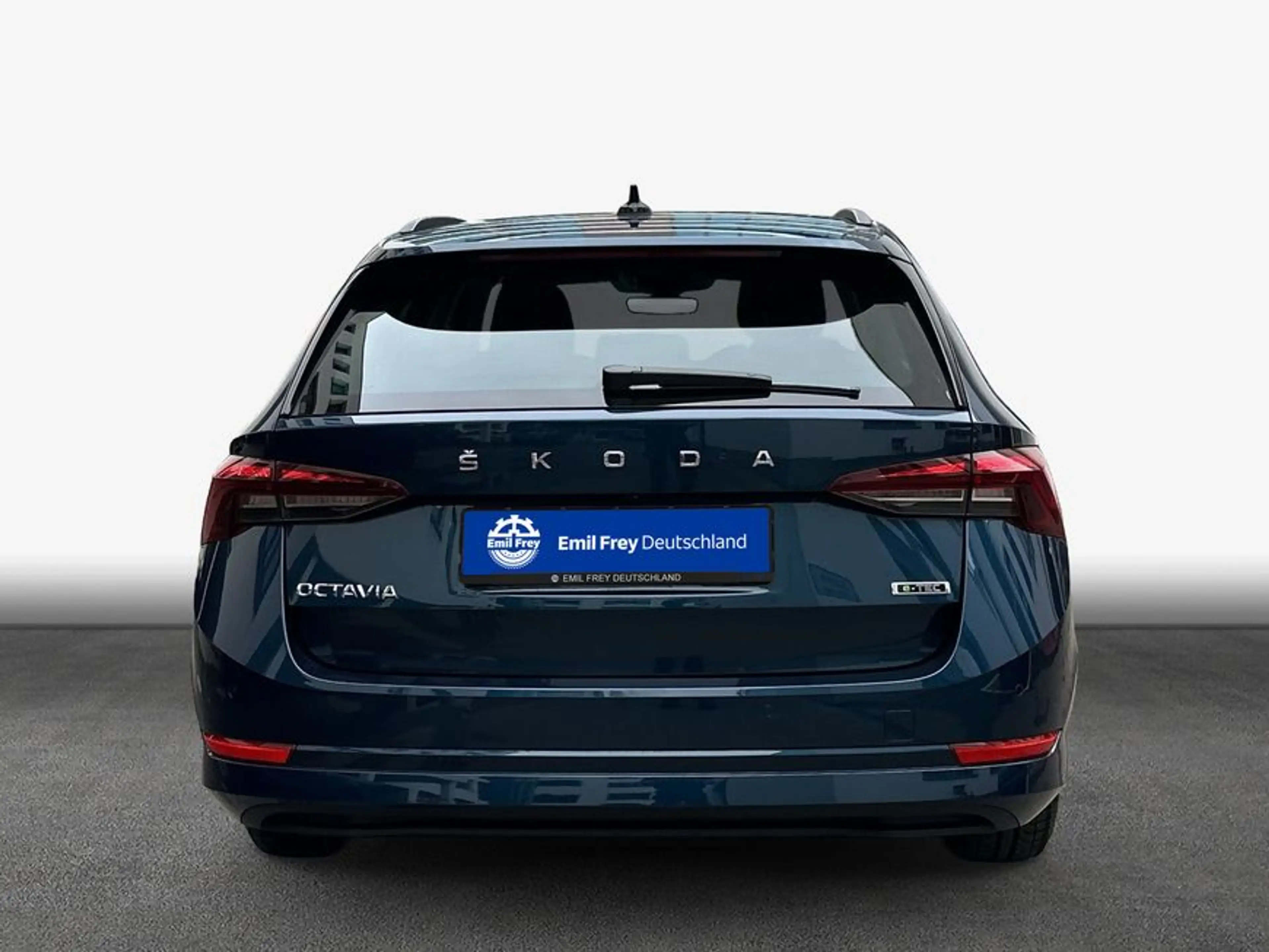 Skoda Octavia Combi 1.5 TSI e-TEC AHK — photo 5