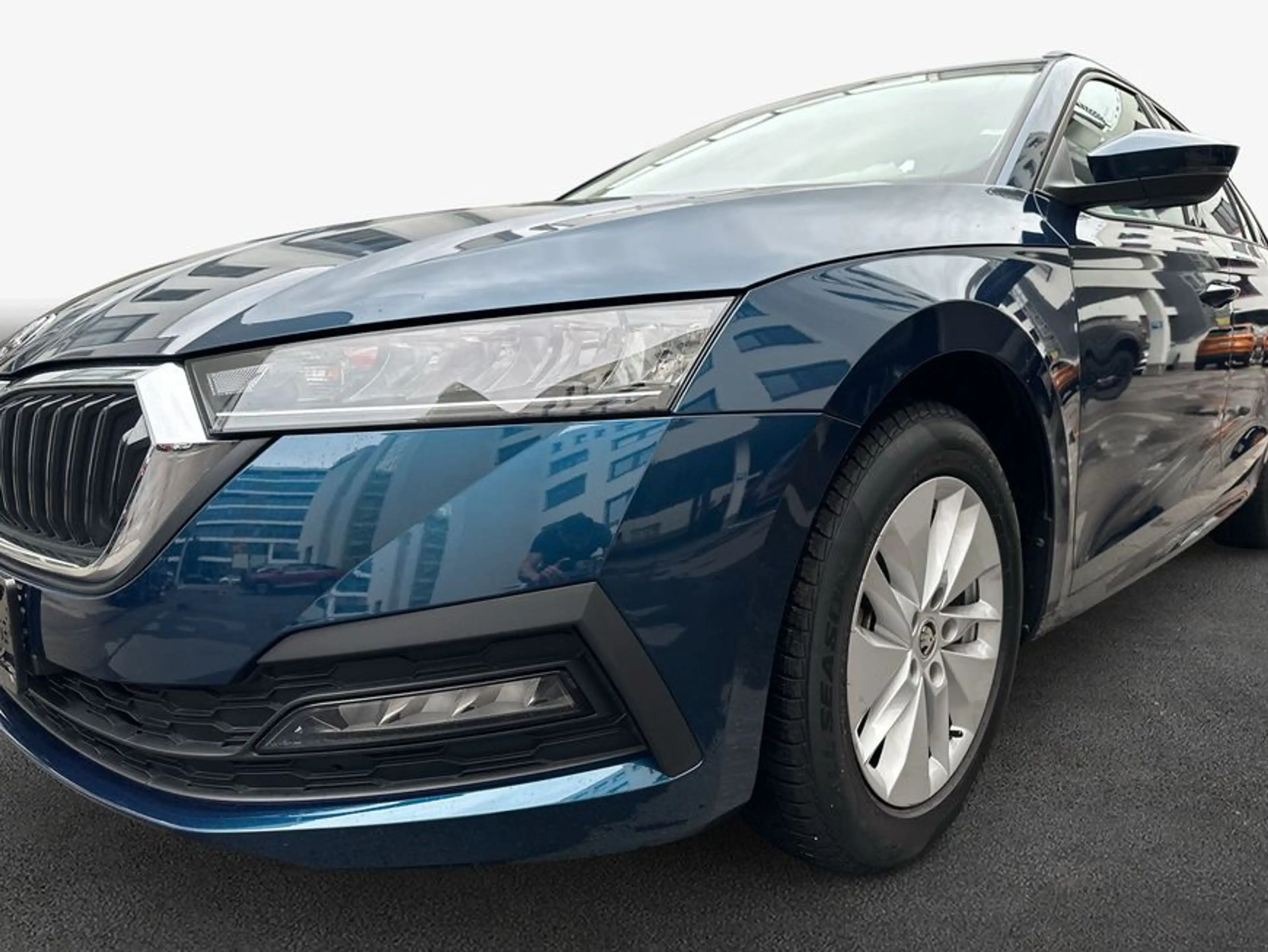 Skoda Octavia Combi 1.5 TSI e-TEC AHK — photo 6