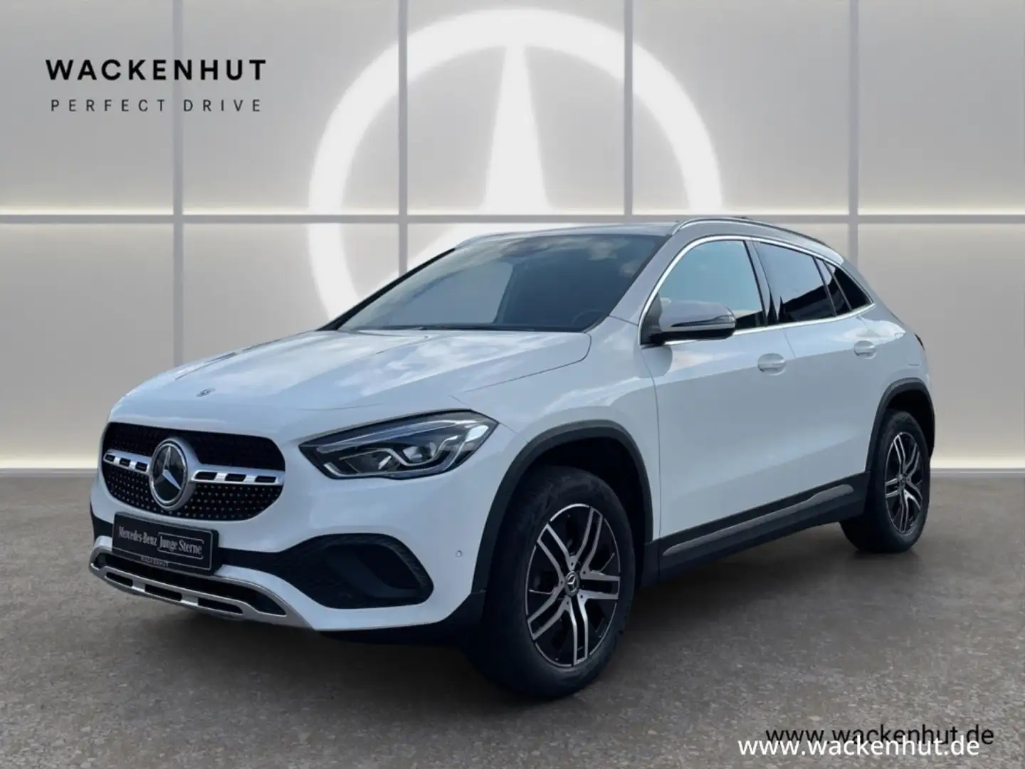 Mercedes-Benz GLA 200 PROGRESSIVE KAMERA LED AUGM.-R CARPLAY AMBIENTE Weiß - 1