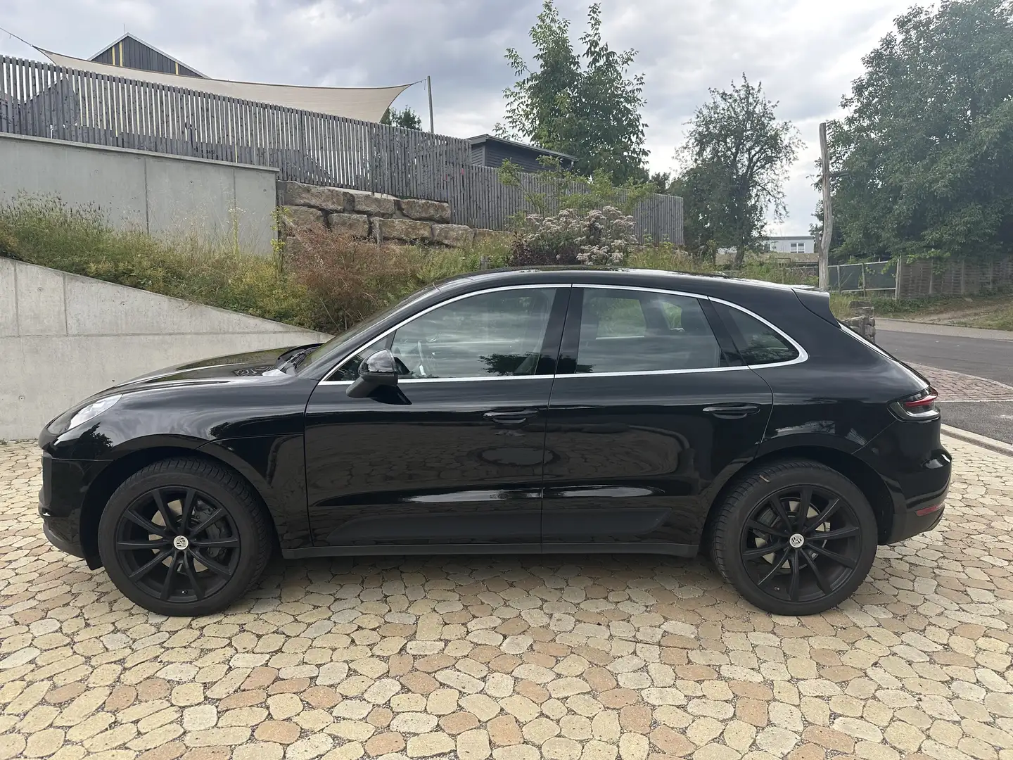 Porsche Macan S Schwarz - 2