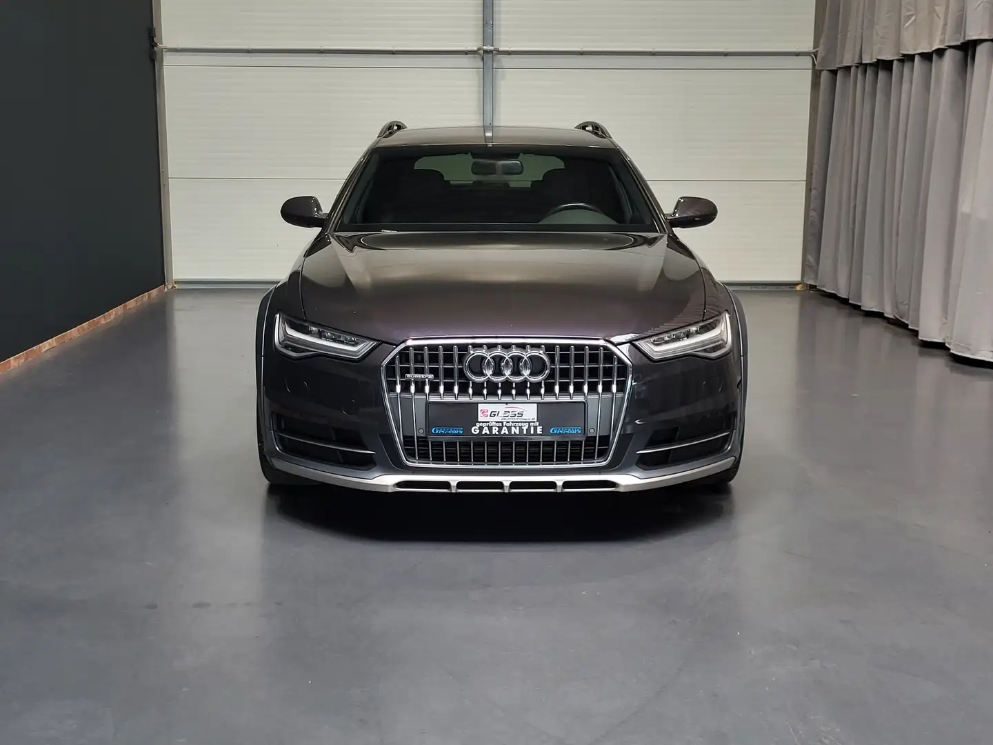 Audi A6 allroad 3.0 TDI *Navi| LED| AHK* Grau - 2