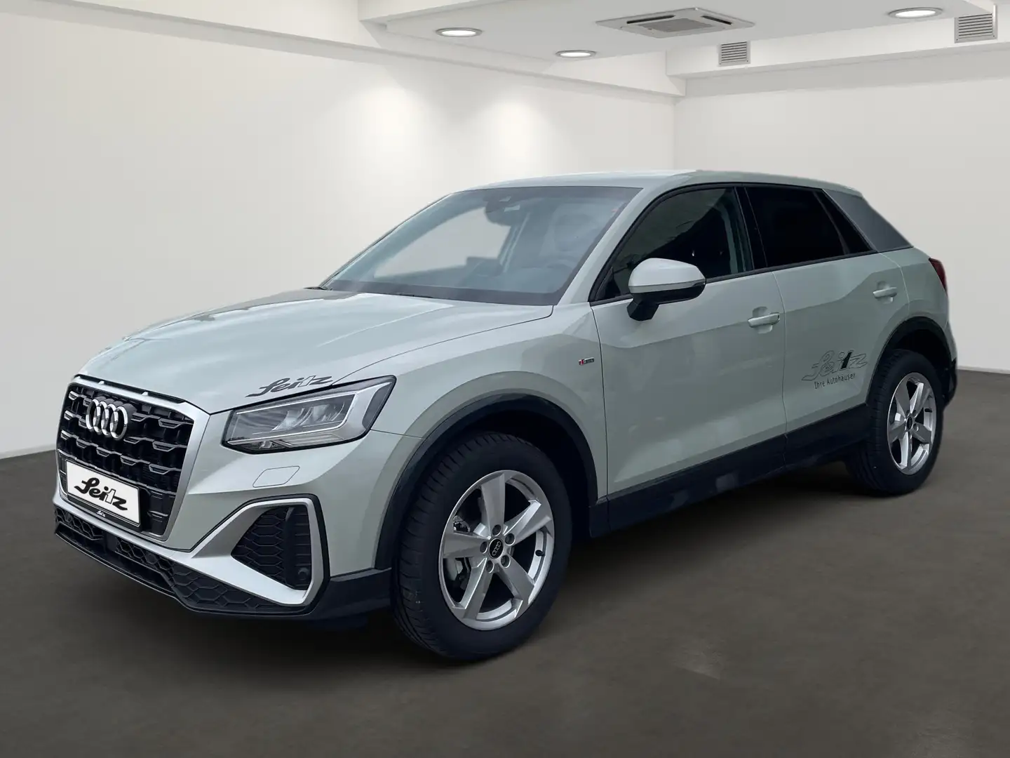 Audi Q2 30 TFSI S line *AHK*LED*PARKSENSOR*SITZH* Zilver - 2