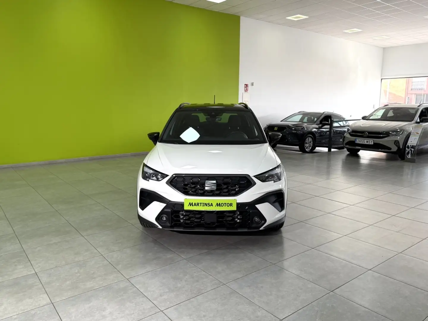 SEAT Arona 1.0 TSI S&S DSG Style 115 Blanco - 2