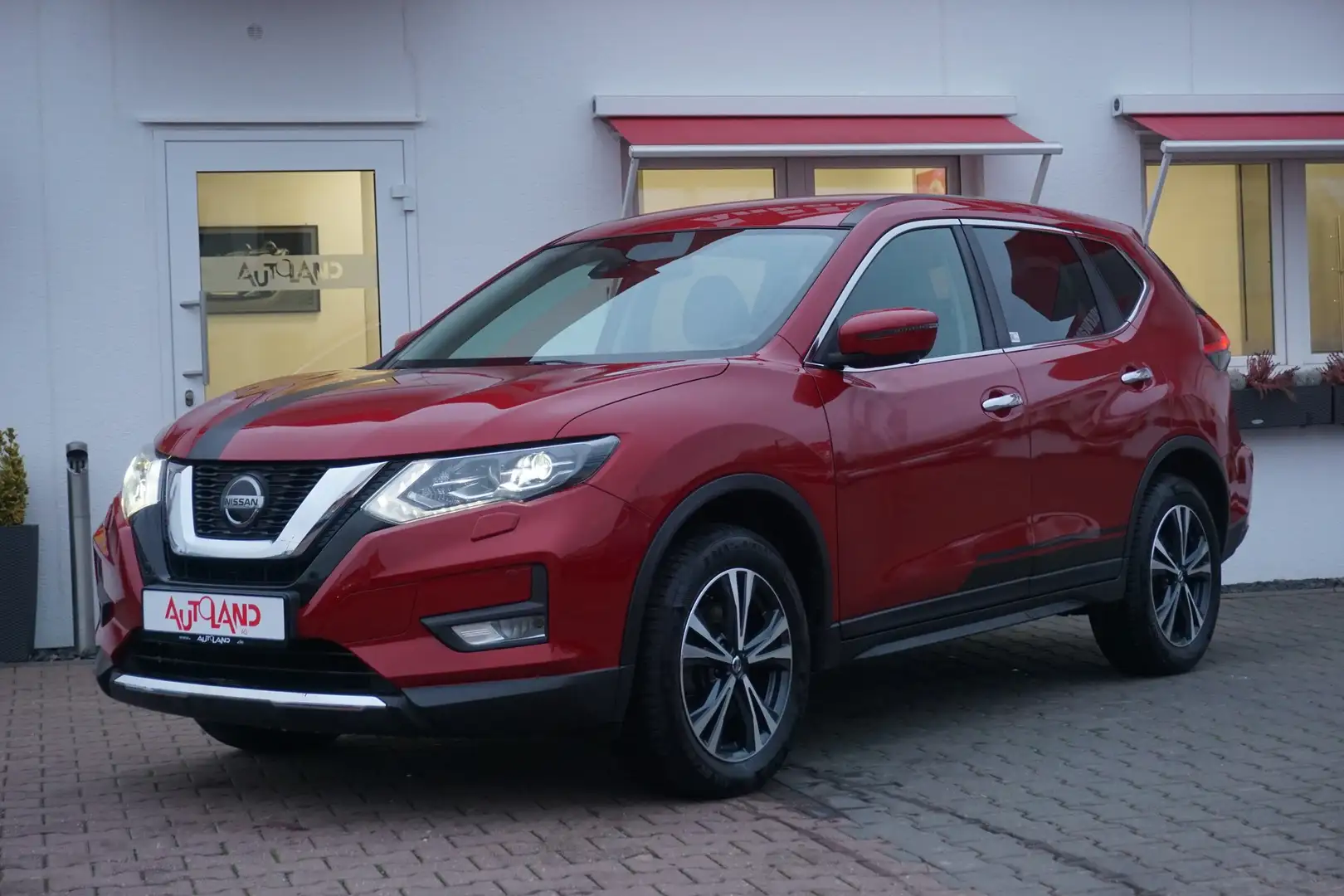 Nissan X-Trail 1.7 dCi Acenta LED Navi 360° AHK DAB Rot - 2
