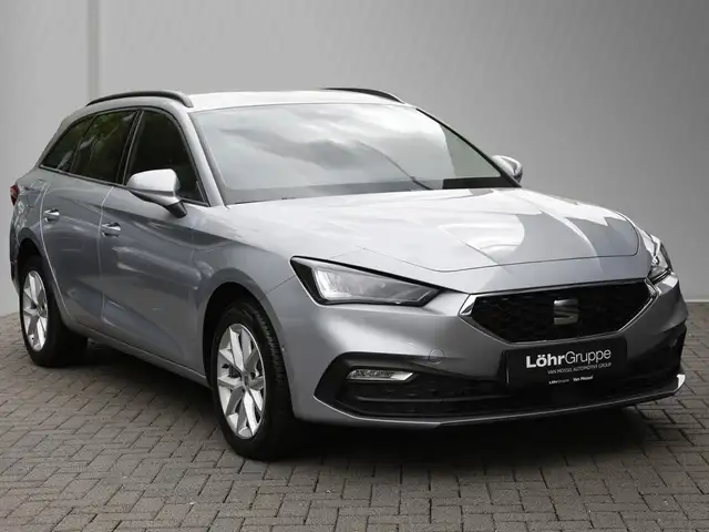 Seat Leon view 4
