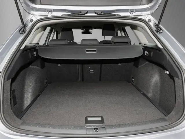 Seat Leon view 7
