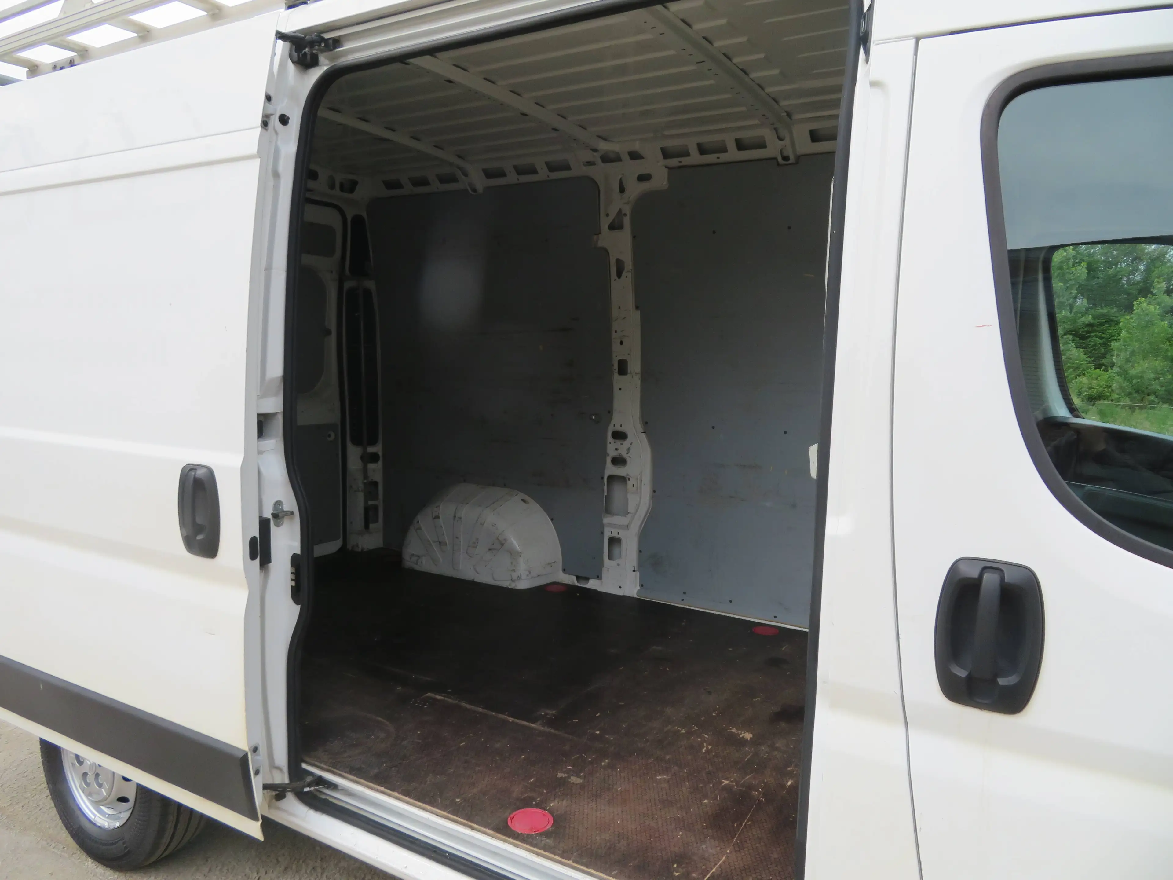 Citroen Jumper 2.2 BlueHDi - L2H2 — photo 9