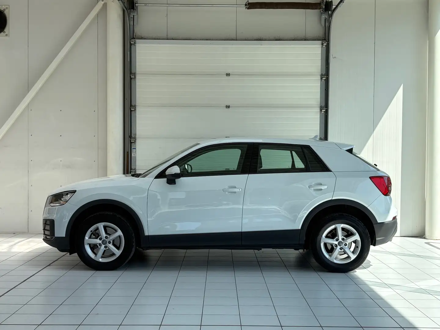 Audi Q2 1.0 TFSI *ULTRA * GPS * PDC * JANTES * Blanc - 2