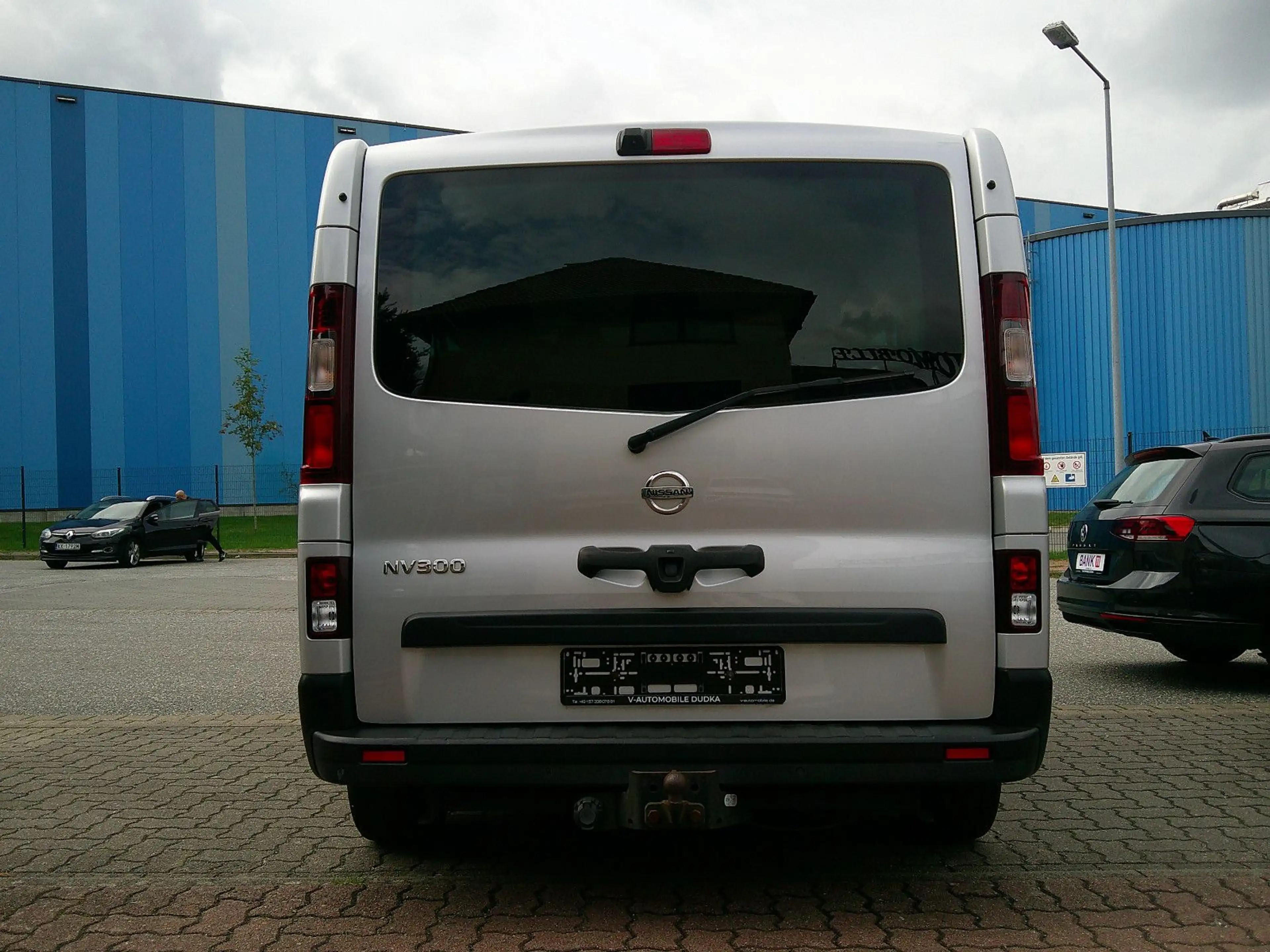 Nissan NV300 Kombi L1H1 2,7t PREMIUM 2.0 — photo 12