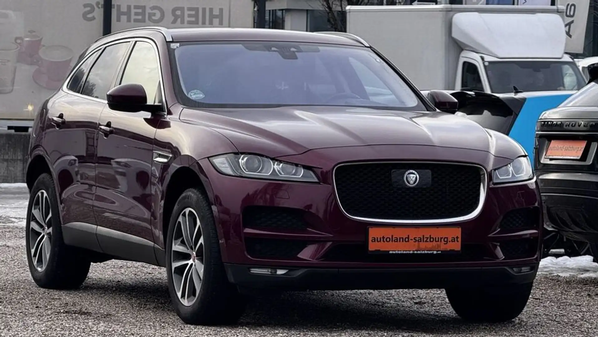 Jaguar F-Pace Pure *PDC* Tempomat*ISOFIX* StartStop Rot - 1