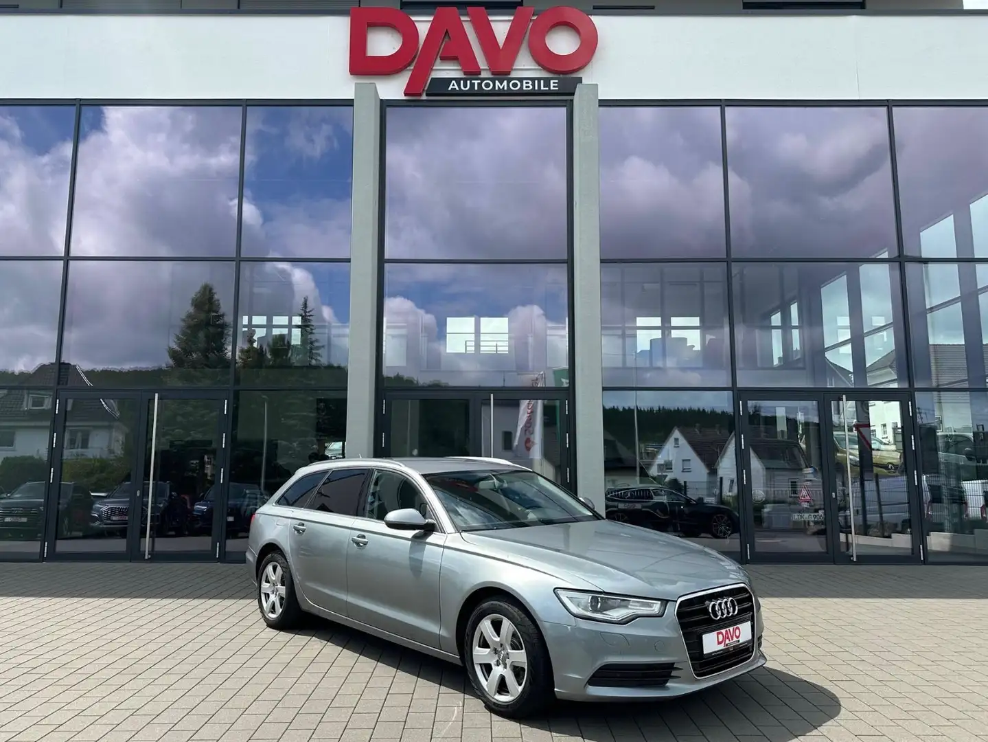 Audi A6 Avant 3.0 TDI quattro/MMI Grau - 2