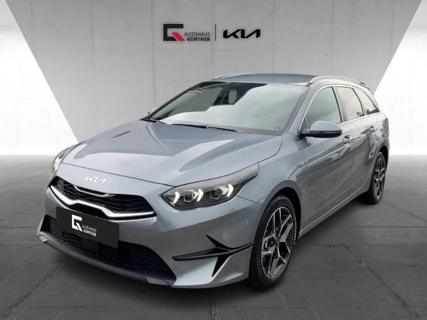 Kia Ceed SW / cee'd SW Sportswagon Ultimate Edition 1.5 T-GDI DCT Design Silber - 1