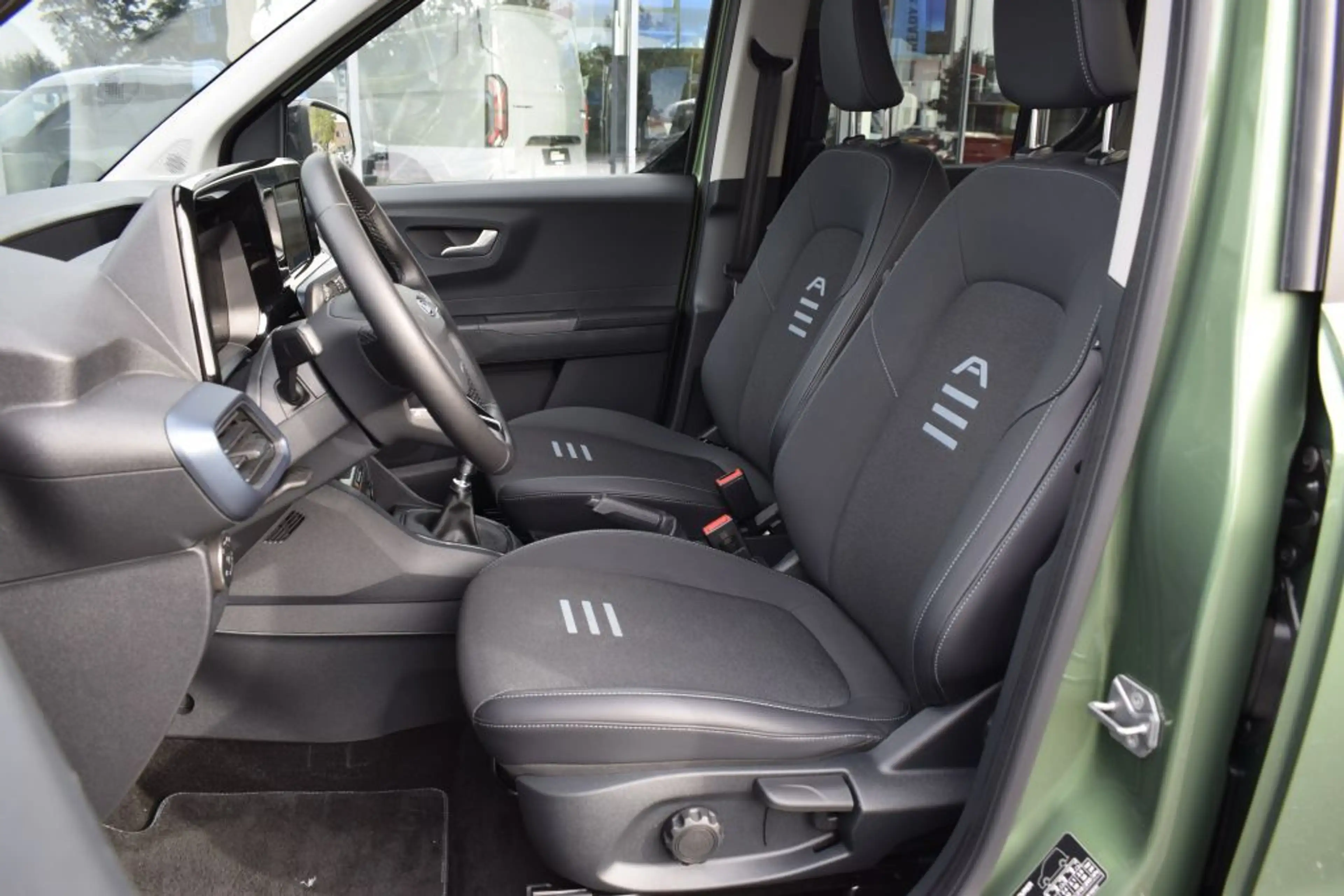 Ford Tourneo Courier ACTIVE 1.0 EcoBoost — photo 9