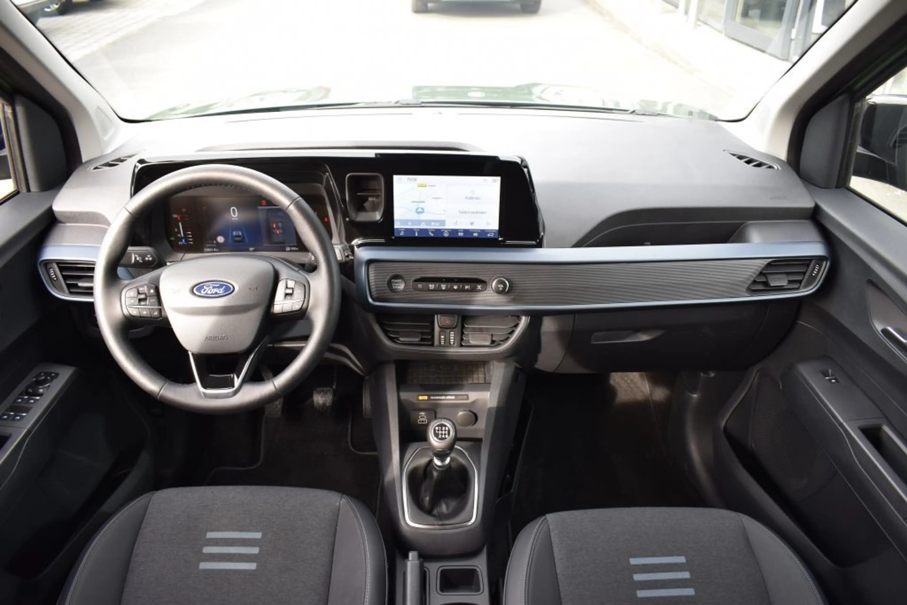 Ford Tourneo Courier ACTIVE 1.0 EcoBoost — photo 11