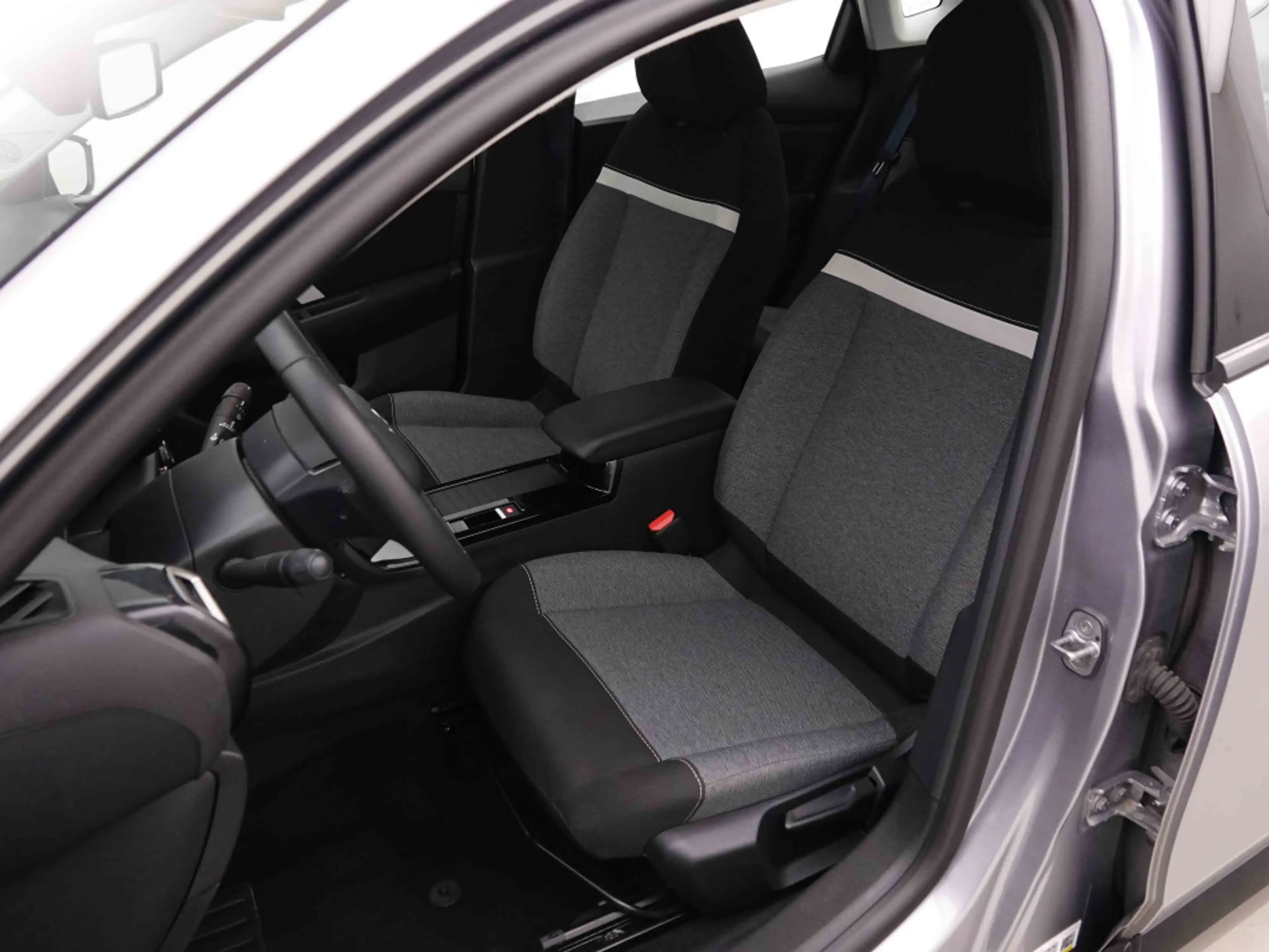Citroen C4 X 1.2 T 100 You | GPS by App — photo 7