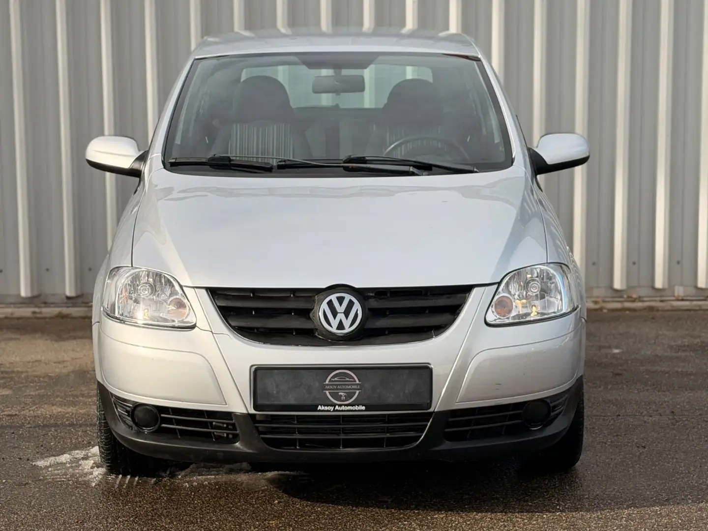 Volkswagen Fox 1.4 75PS (*KLIMA*TÜV NEU-01/2028*EL.FH*) Silber - 2