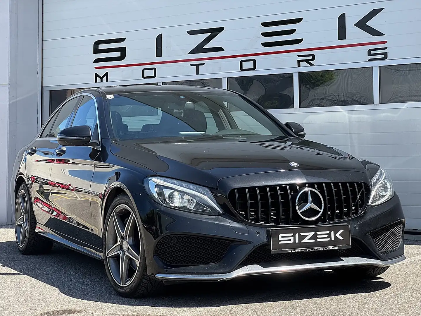 Mercedes-Benz C 180 d  Aut./AMG-LINE/NAVI/LED/STHZG Schwarz - 2
