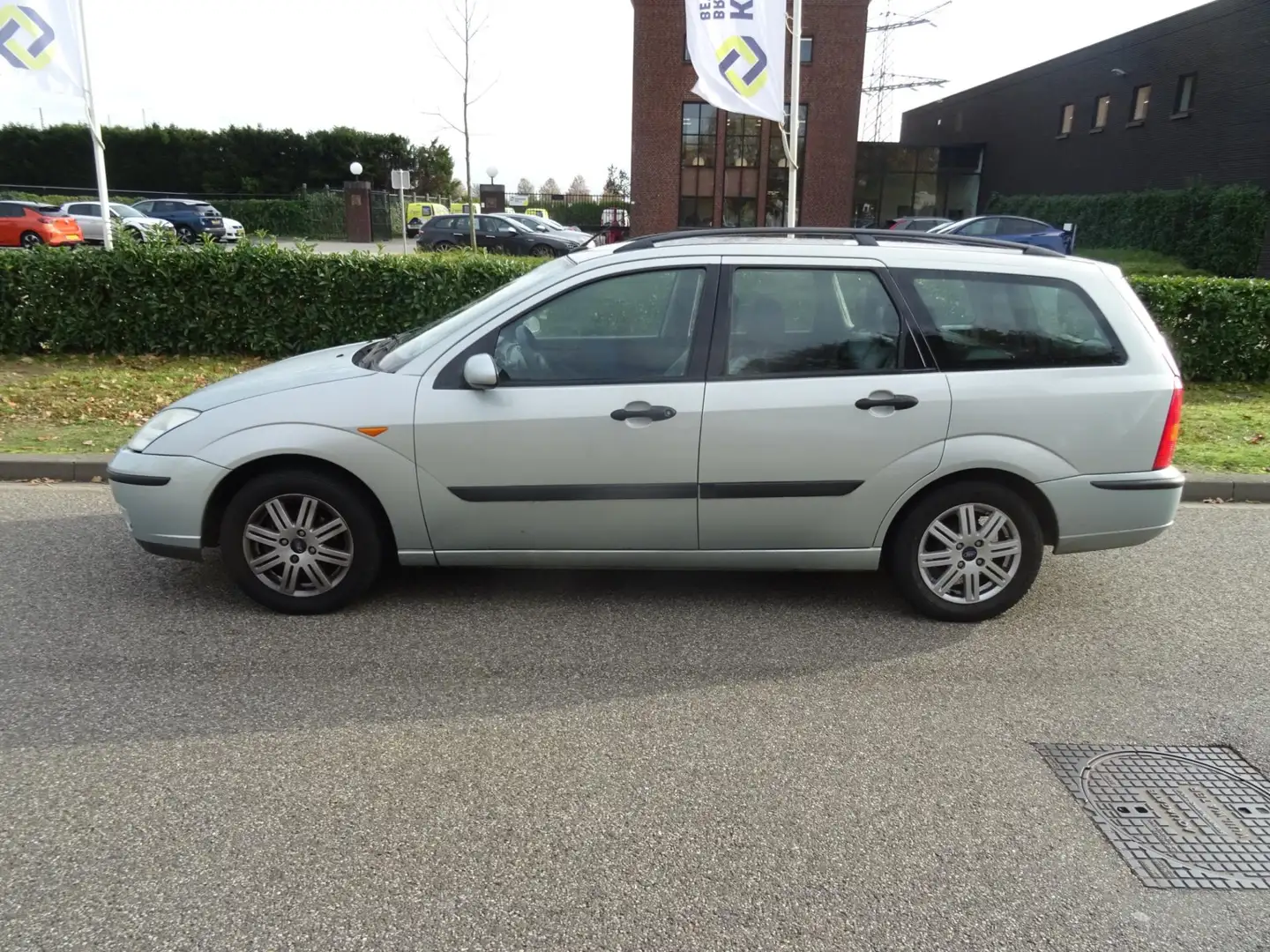 Ford Focus Wagon 1.6-16V Futura Groen - 2