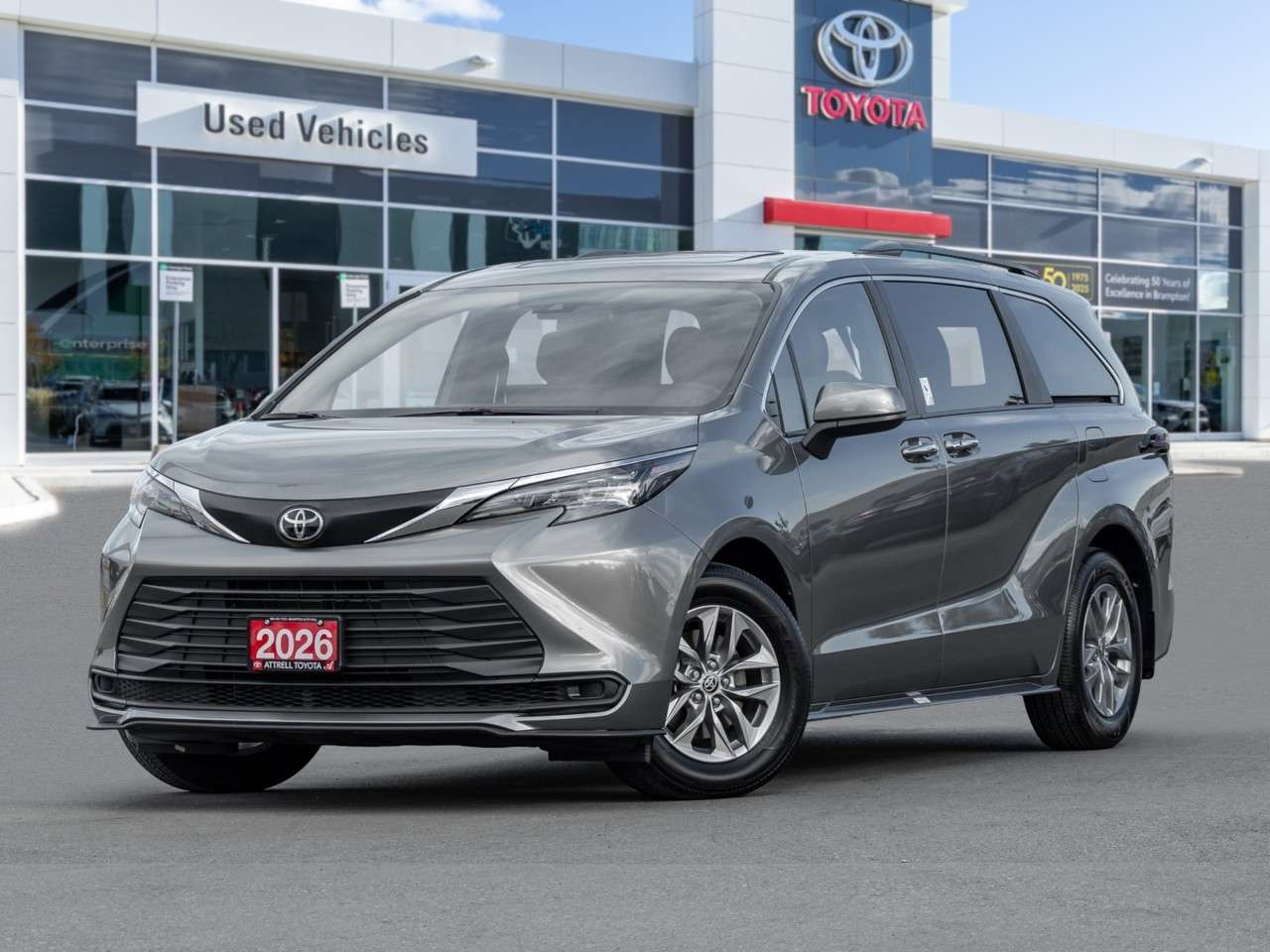 2026 Toyota Sienna XLE 8-Passenger FWD